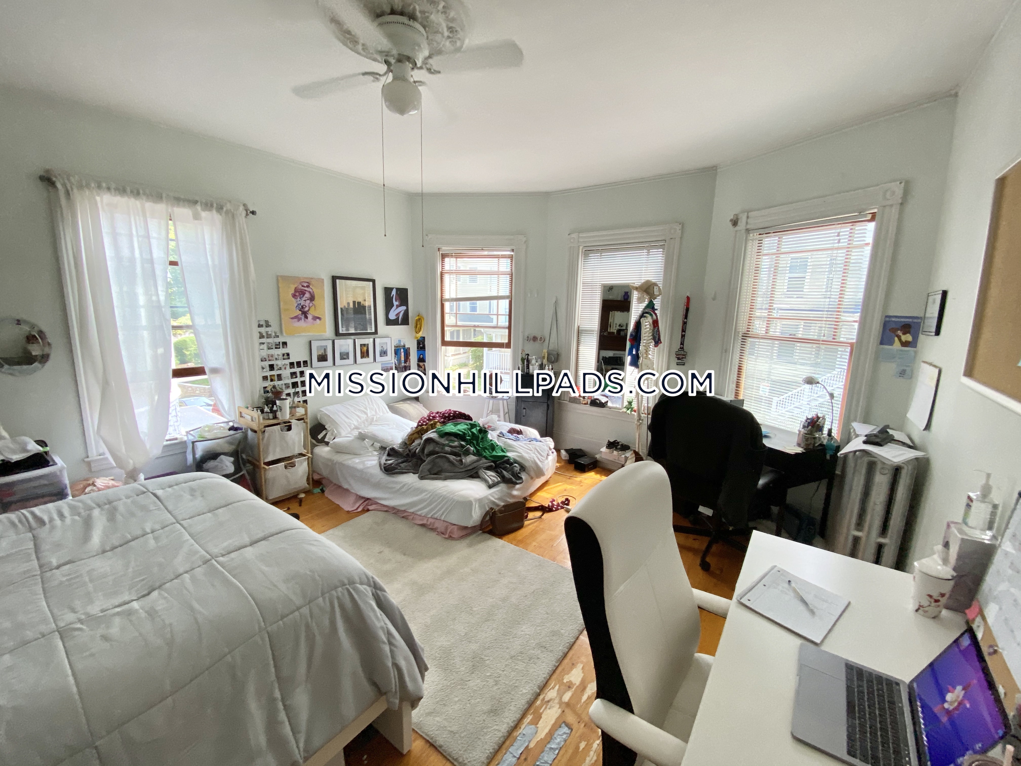 67 Hillside St, Mission Hill