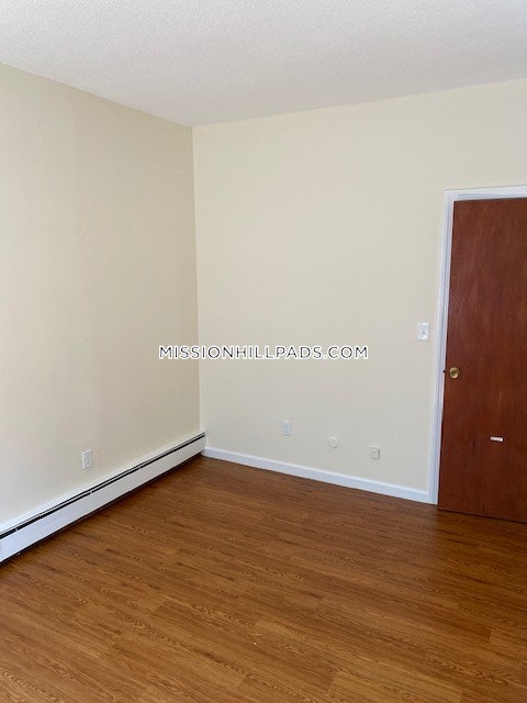 46 Huntington Ave, Mission Hill