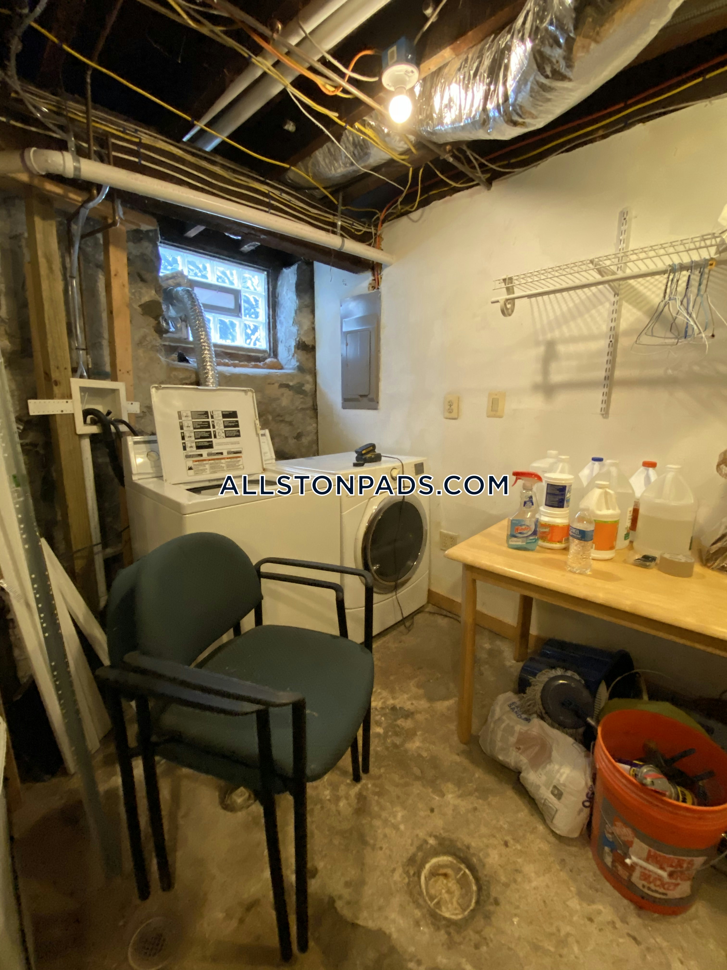 17 Holman St, Lower Allston