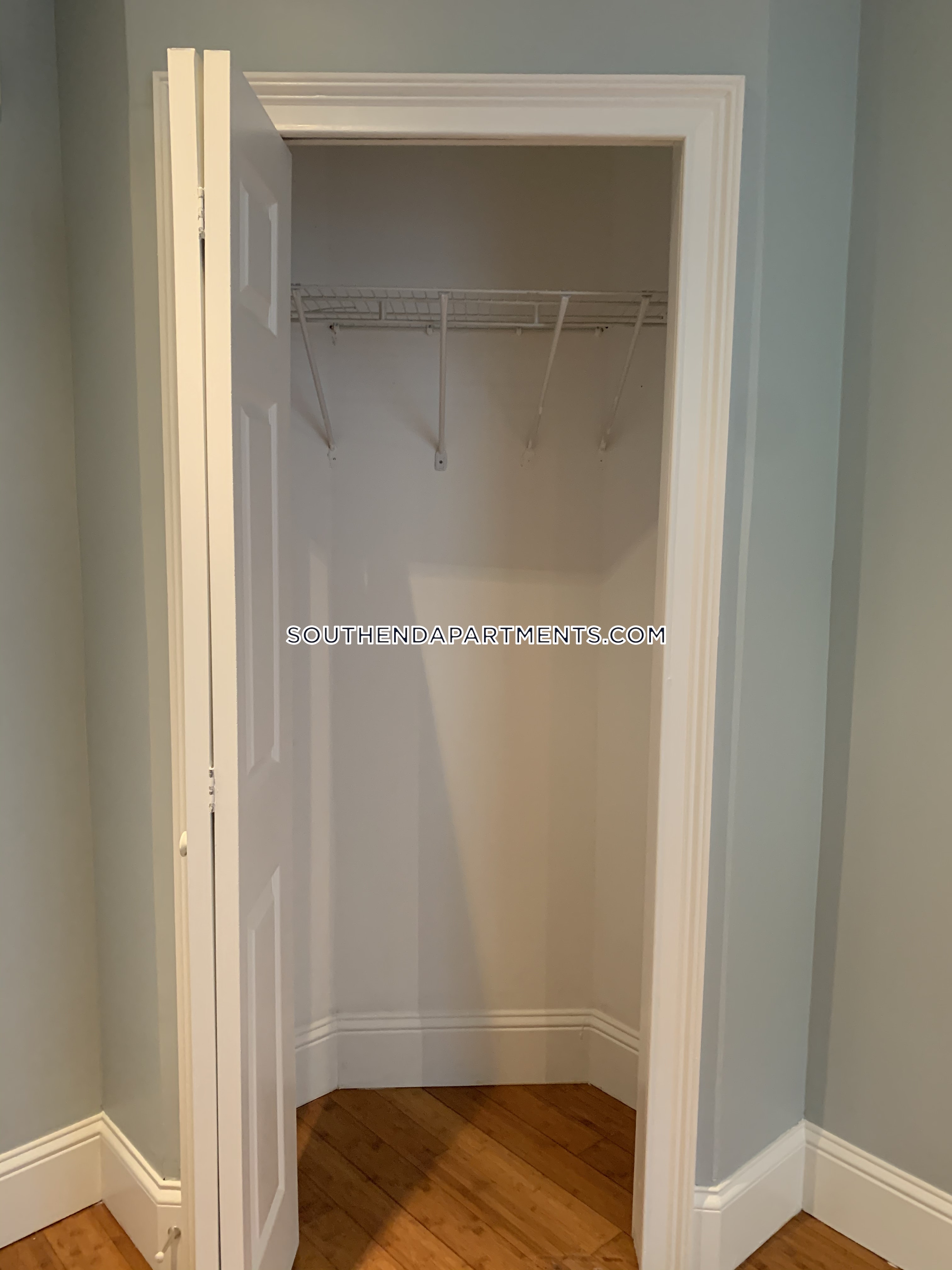 9 Cortes St, Back Bay