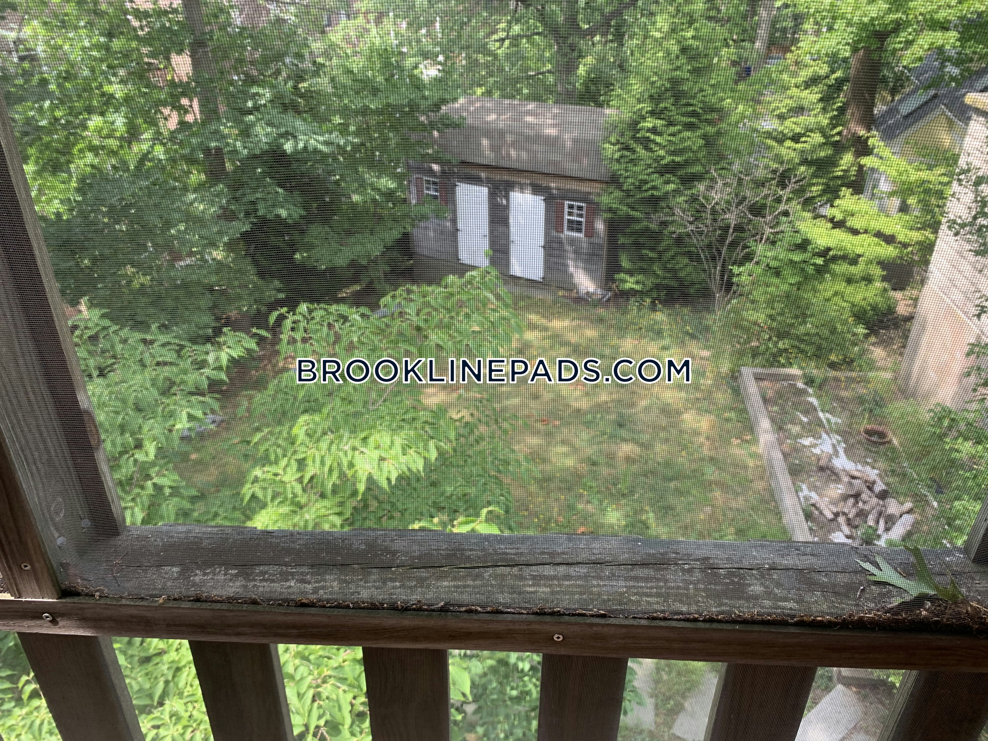 90 Browne St, North Brookline