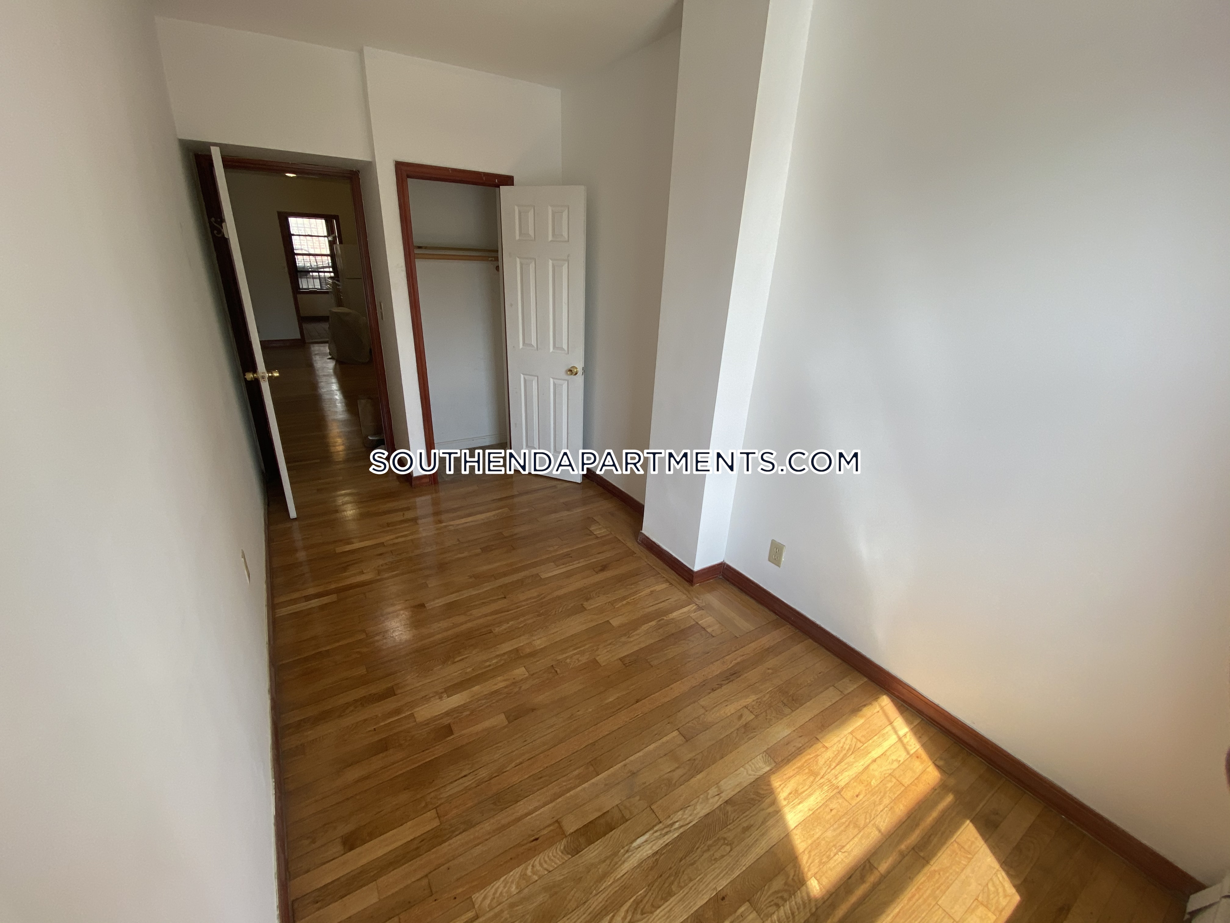 871 Harrison Ave, South End