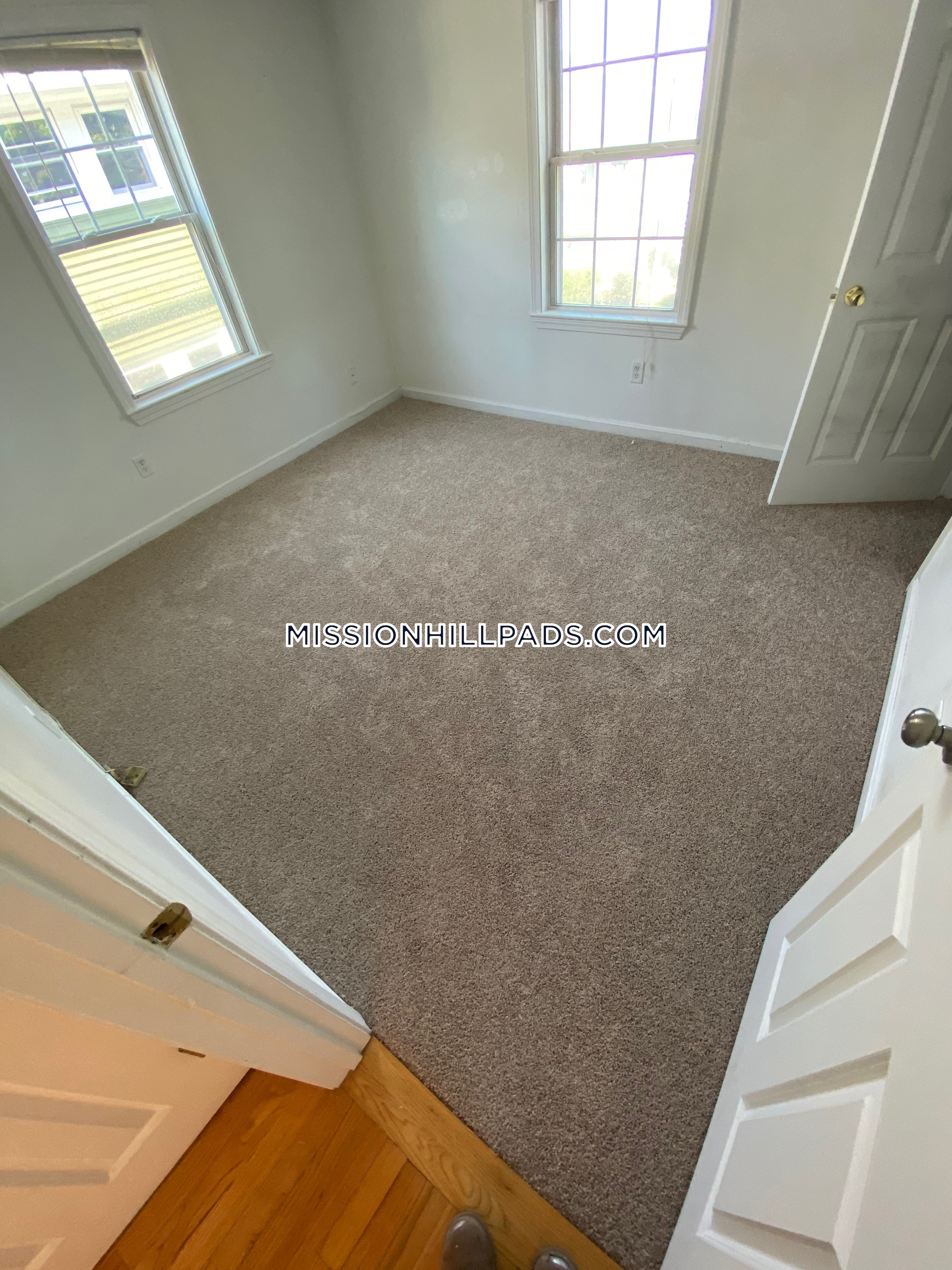 174 Calumet St, Mission Hill