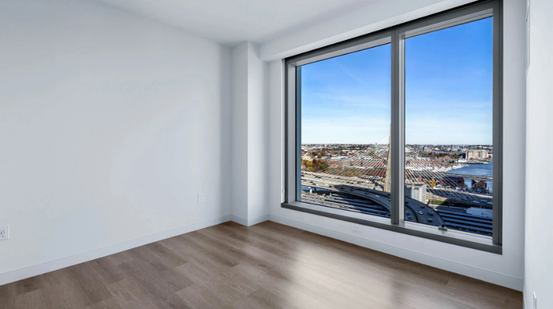 35 Lomasney Way, West End