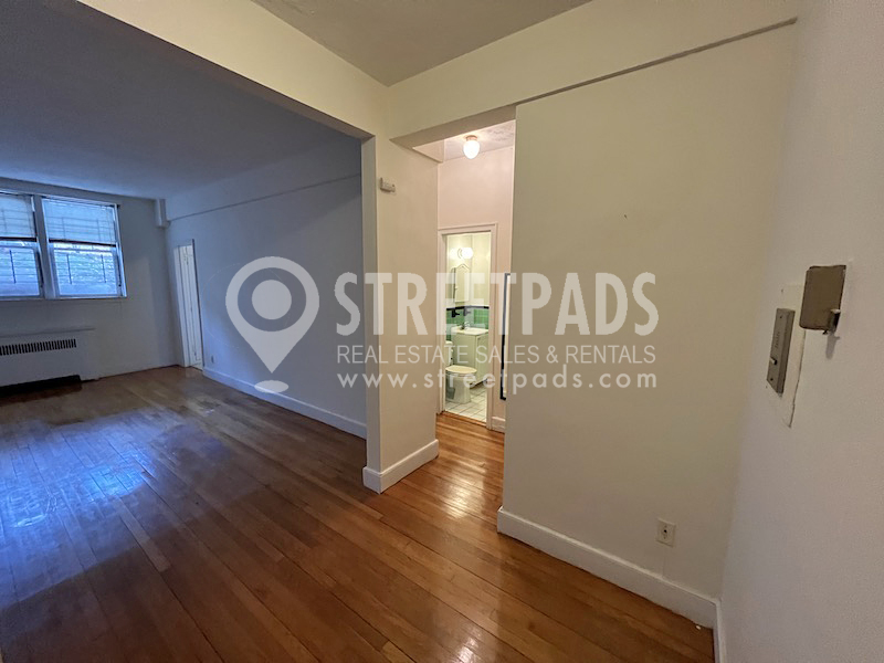 75 Kilsyth Rd, Brighton