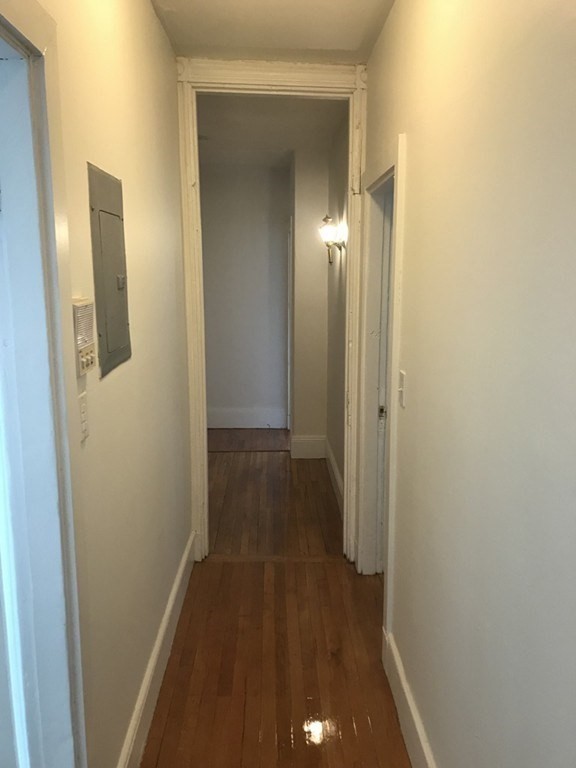 16 Creighton St, Jamaica Plain