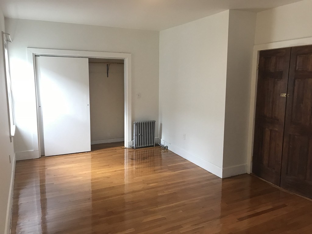 16 Creighton St, Jamaica Plain