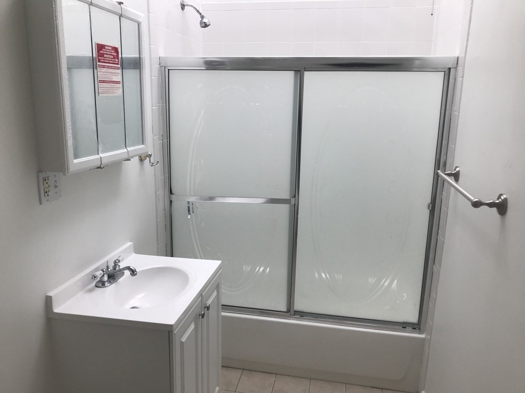 16 Creighton St, Jamaica Plain