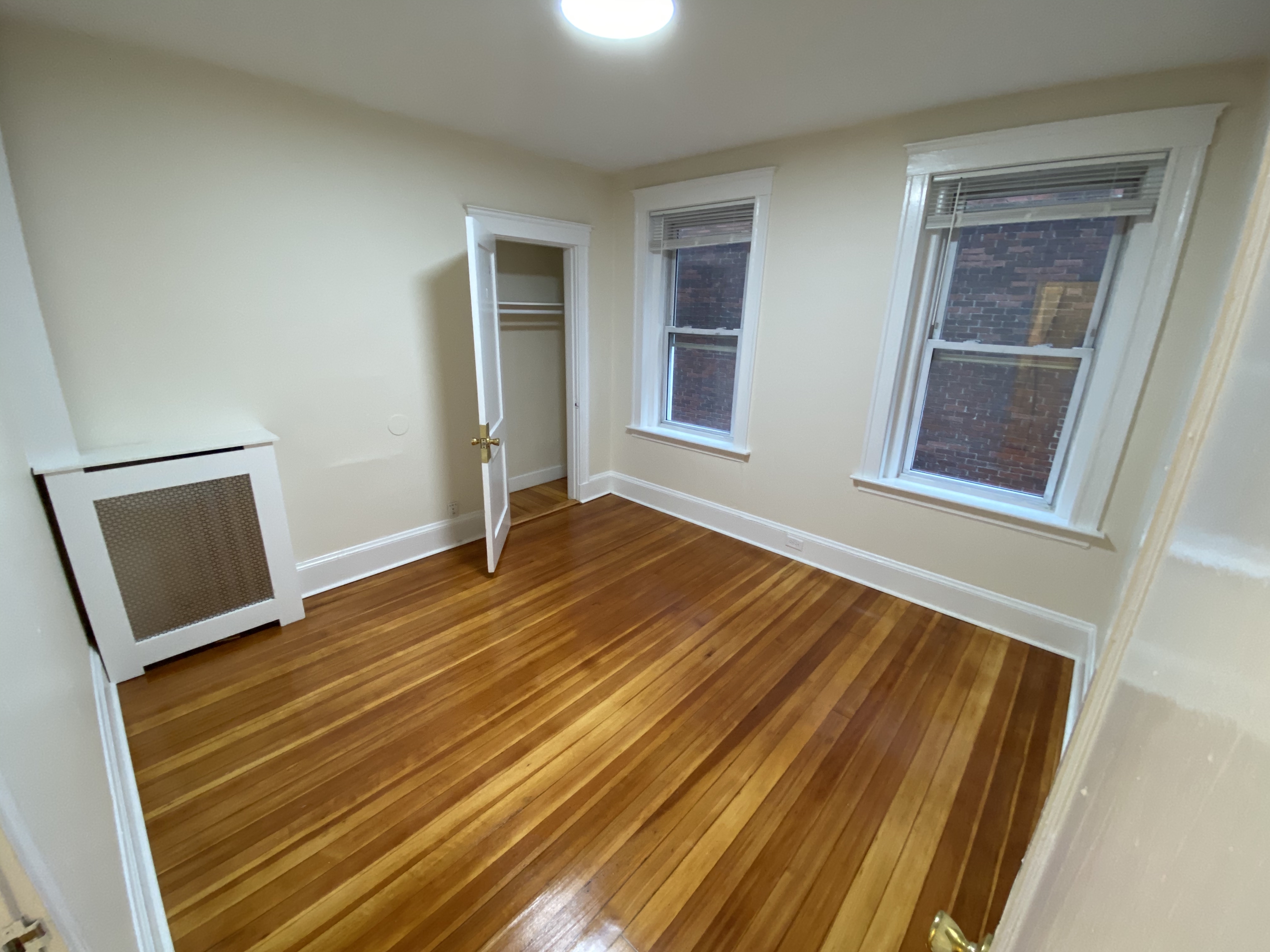 6 Barrows St, Allston