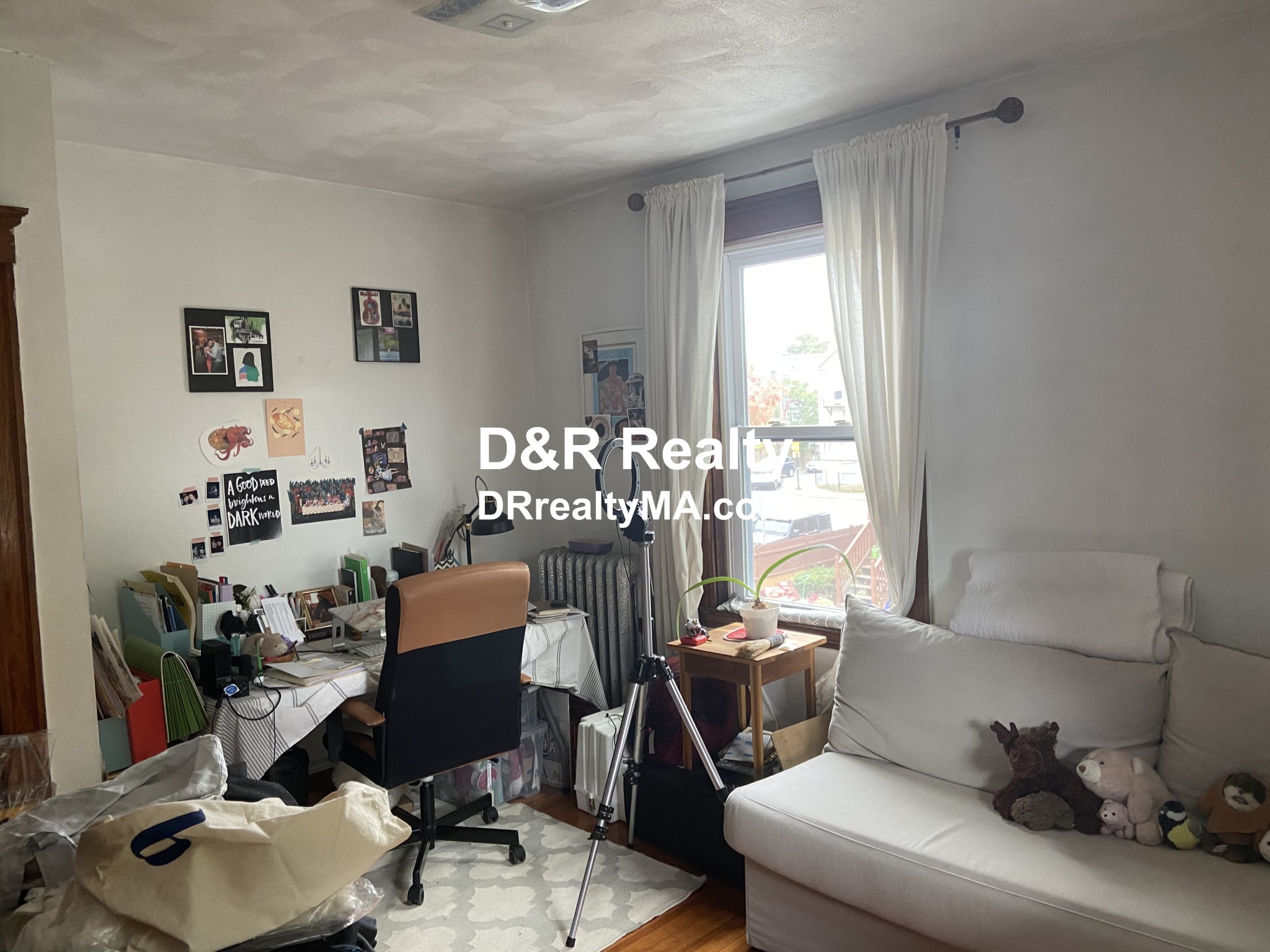 16 Montgomery St, Porter Square