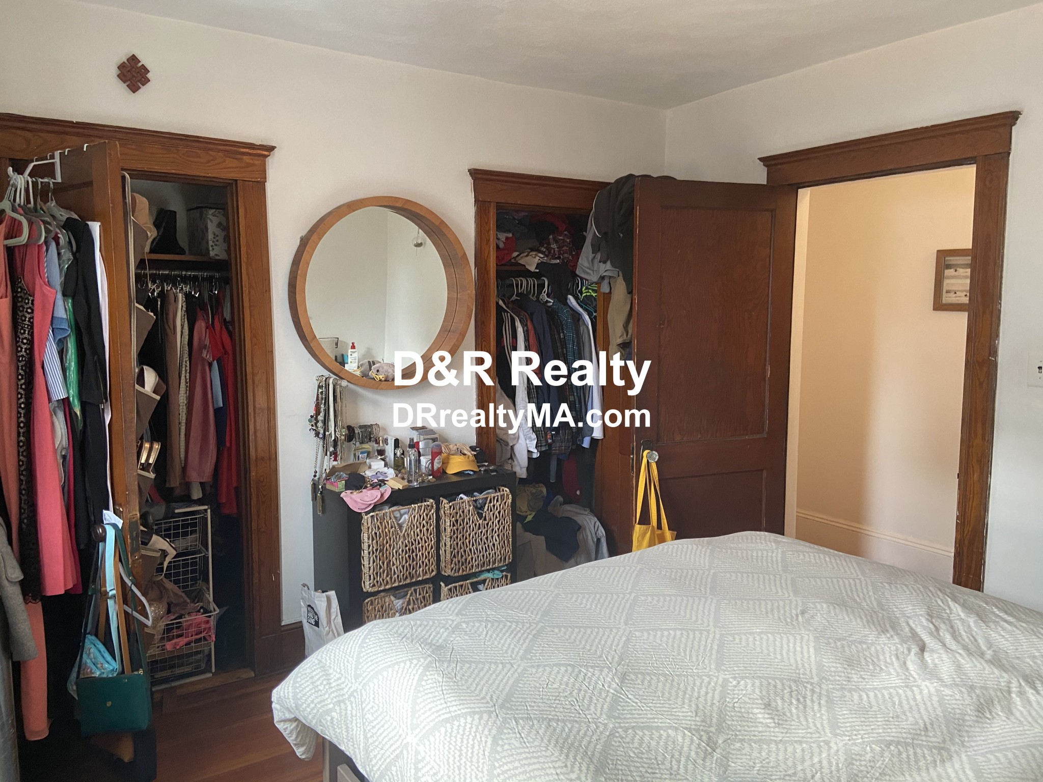 16 Montgomery St, Porter Square