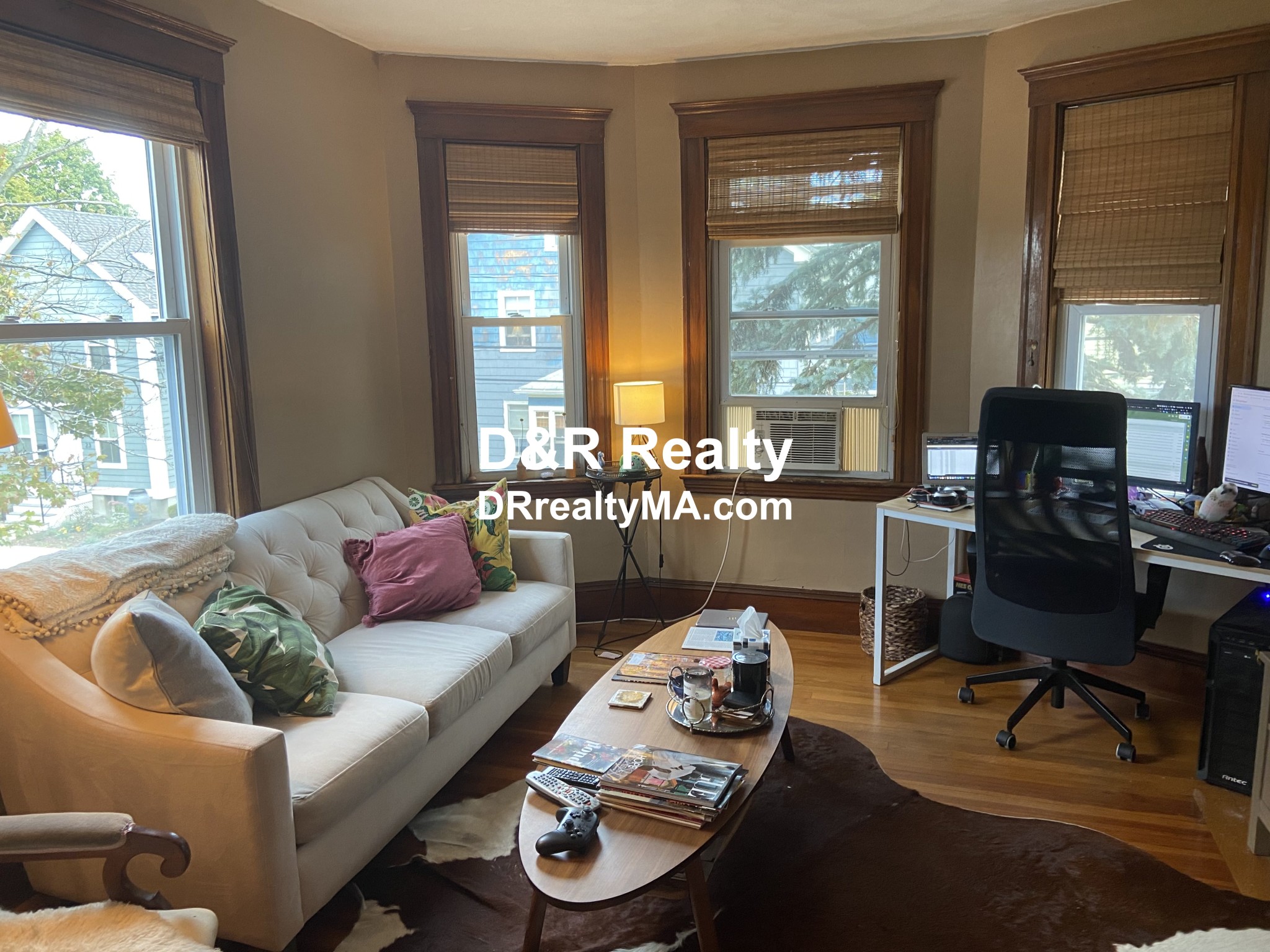 16 Montgomery St, Porter Square