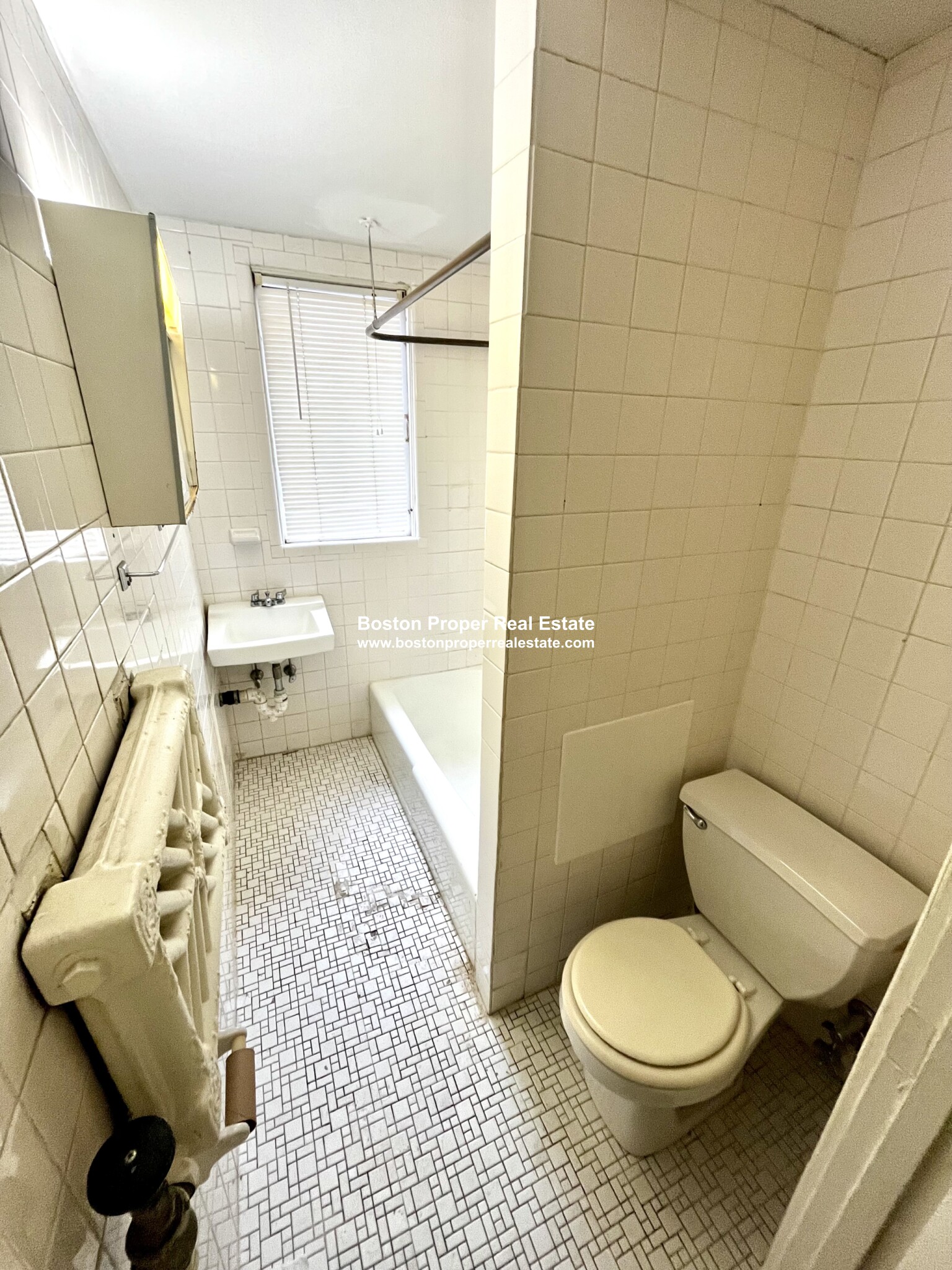 16 Westland Ave, Fenway