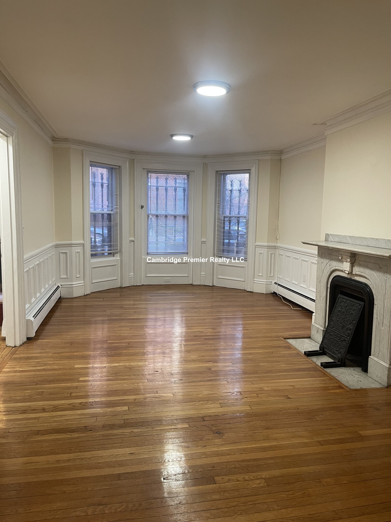 16 Yarmouth St, South End