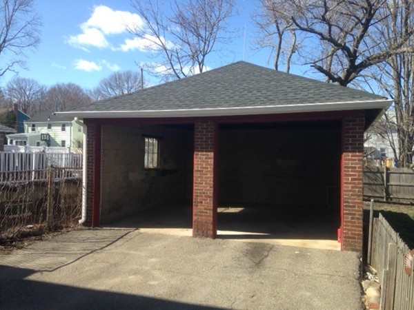 53 Sanford St, Mattapan