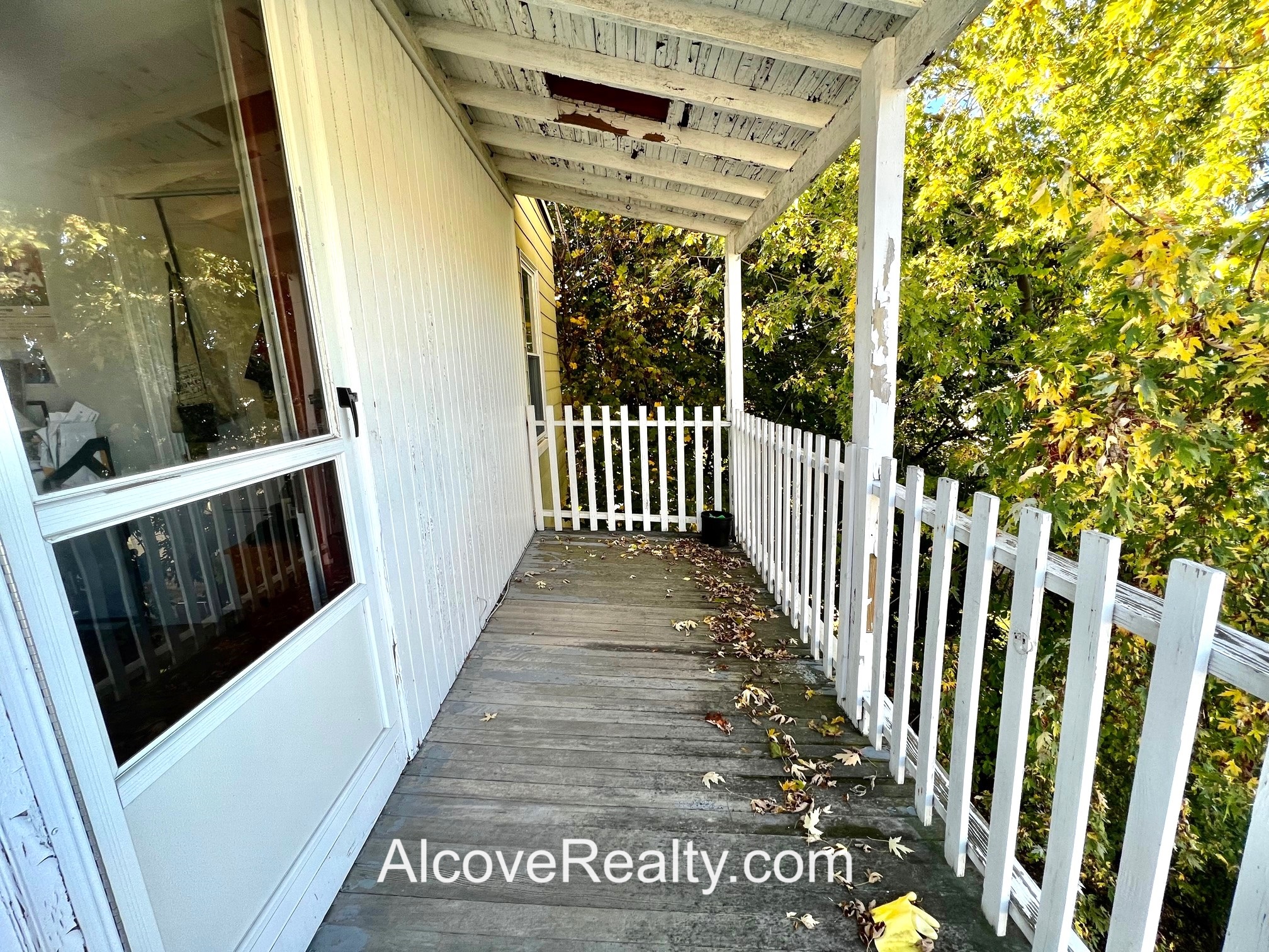 69 Davis Sq, Davis Square