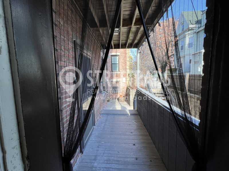 111 Saint Paul St, Coolidge Corner