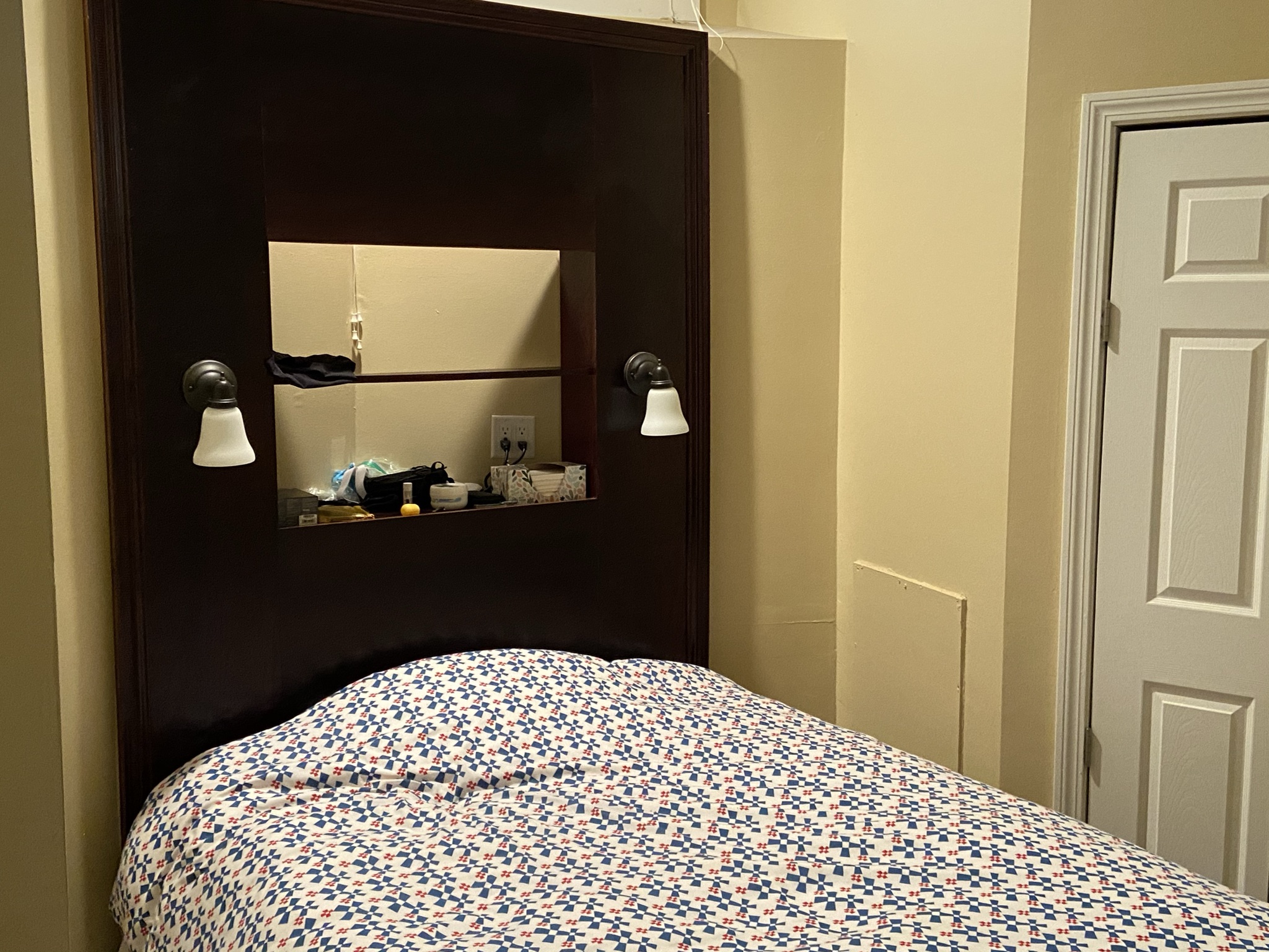 48 Hereford St ,, Back Bay