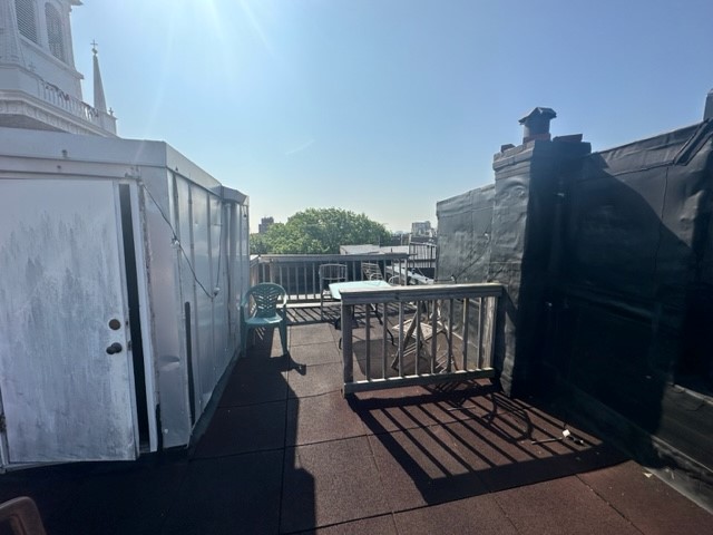 174 Salem St, North End