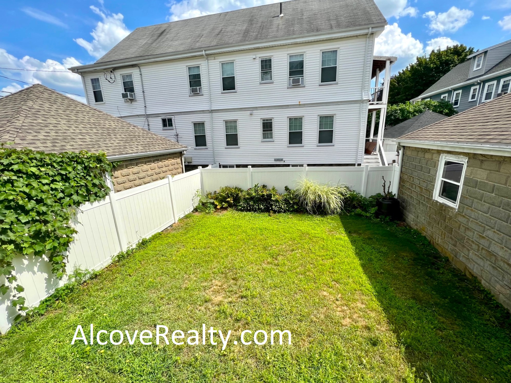 74 Melrose St, Arlington