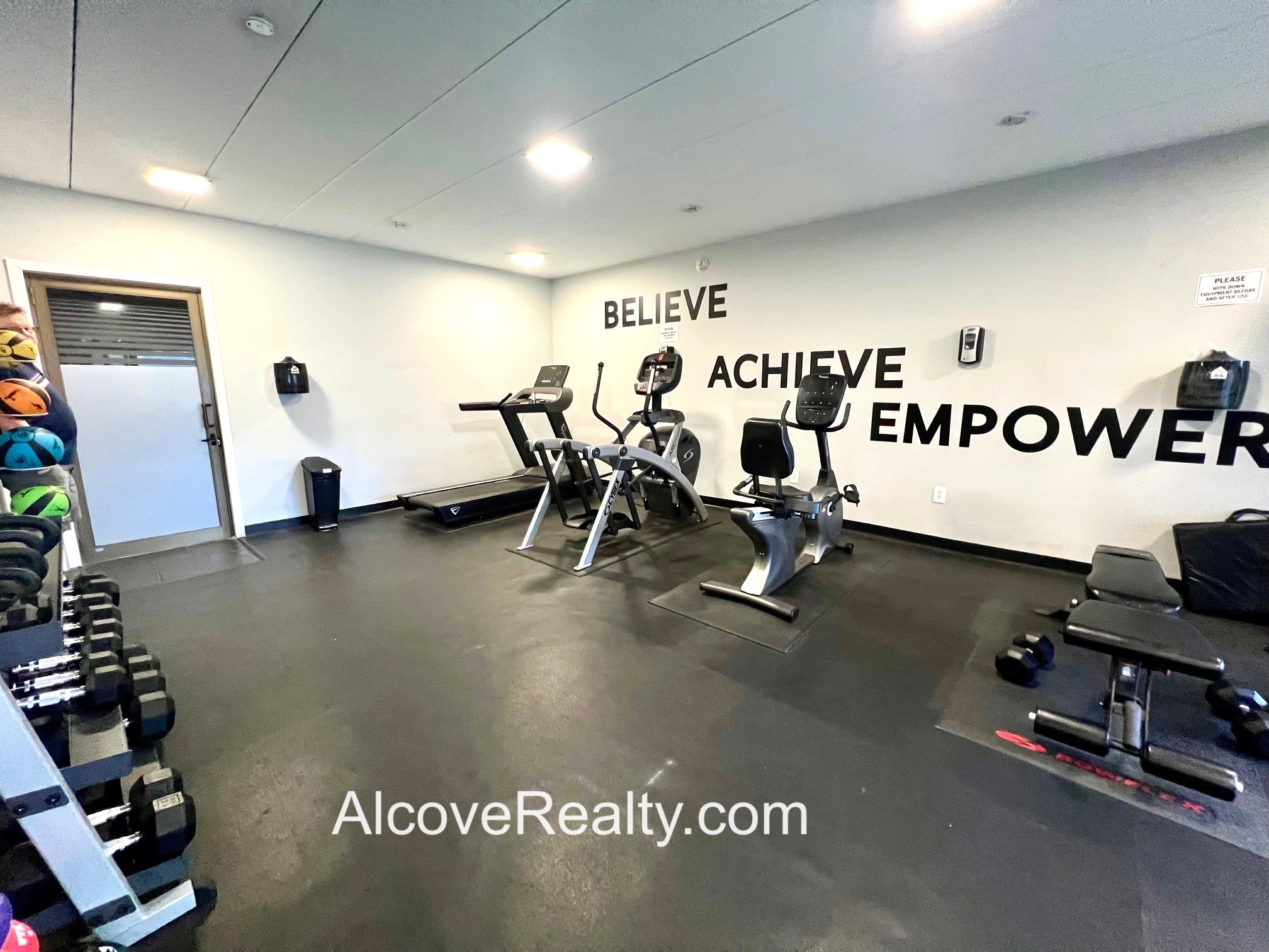 60 Pleasant St, Arlington