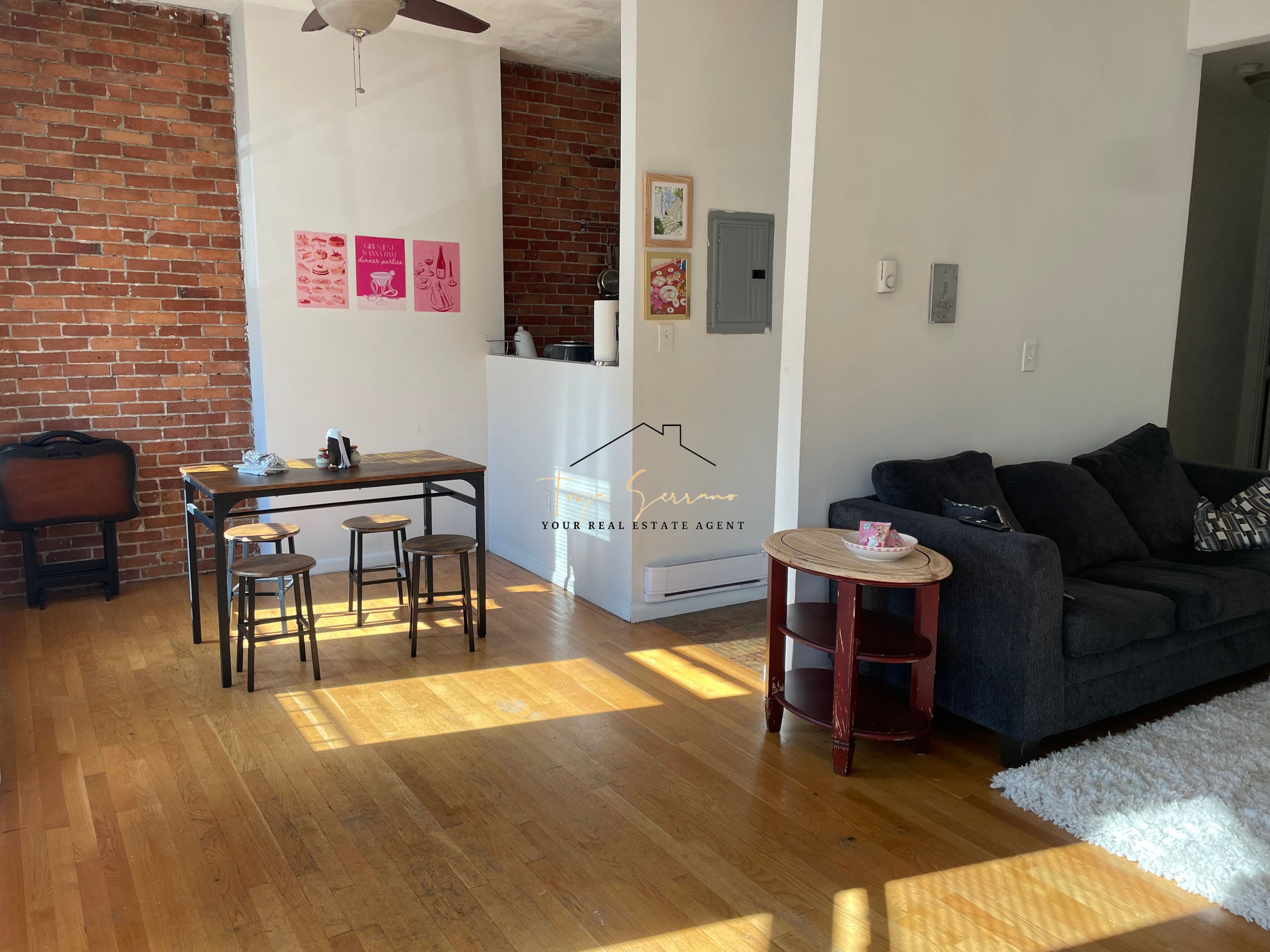 23 Cortes St, Back Bay