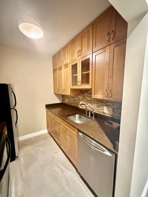 19 Wiget St, North End