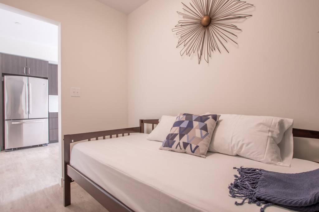 900 Beacon St, Fenway