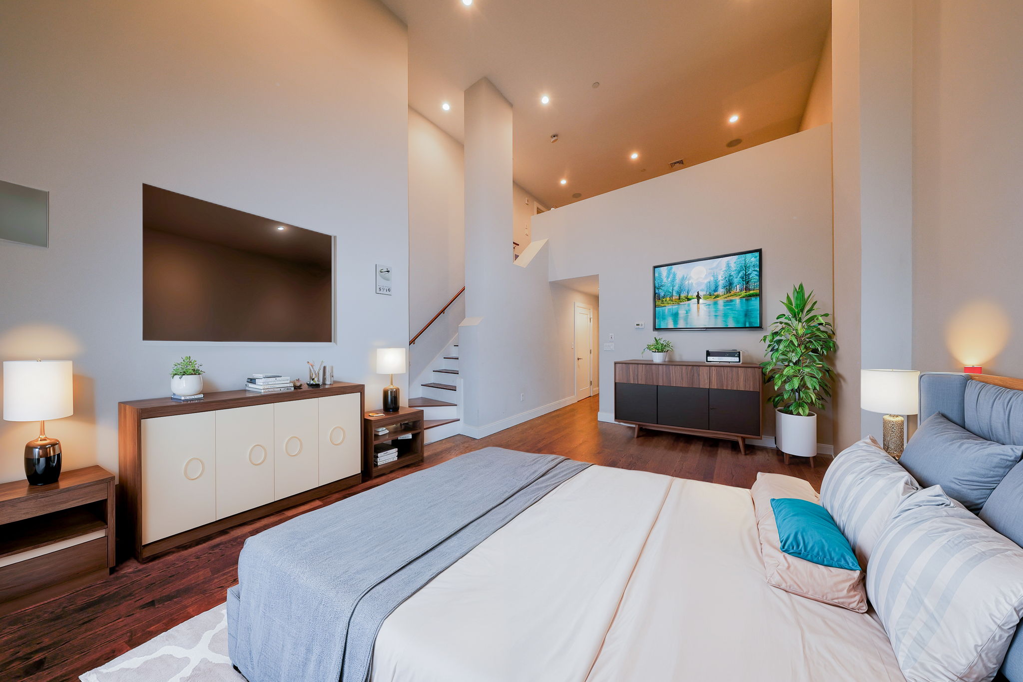 225 Dorchester St, South Boston