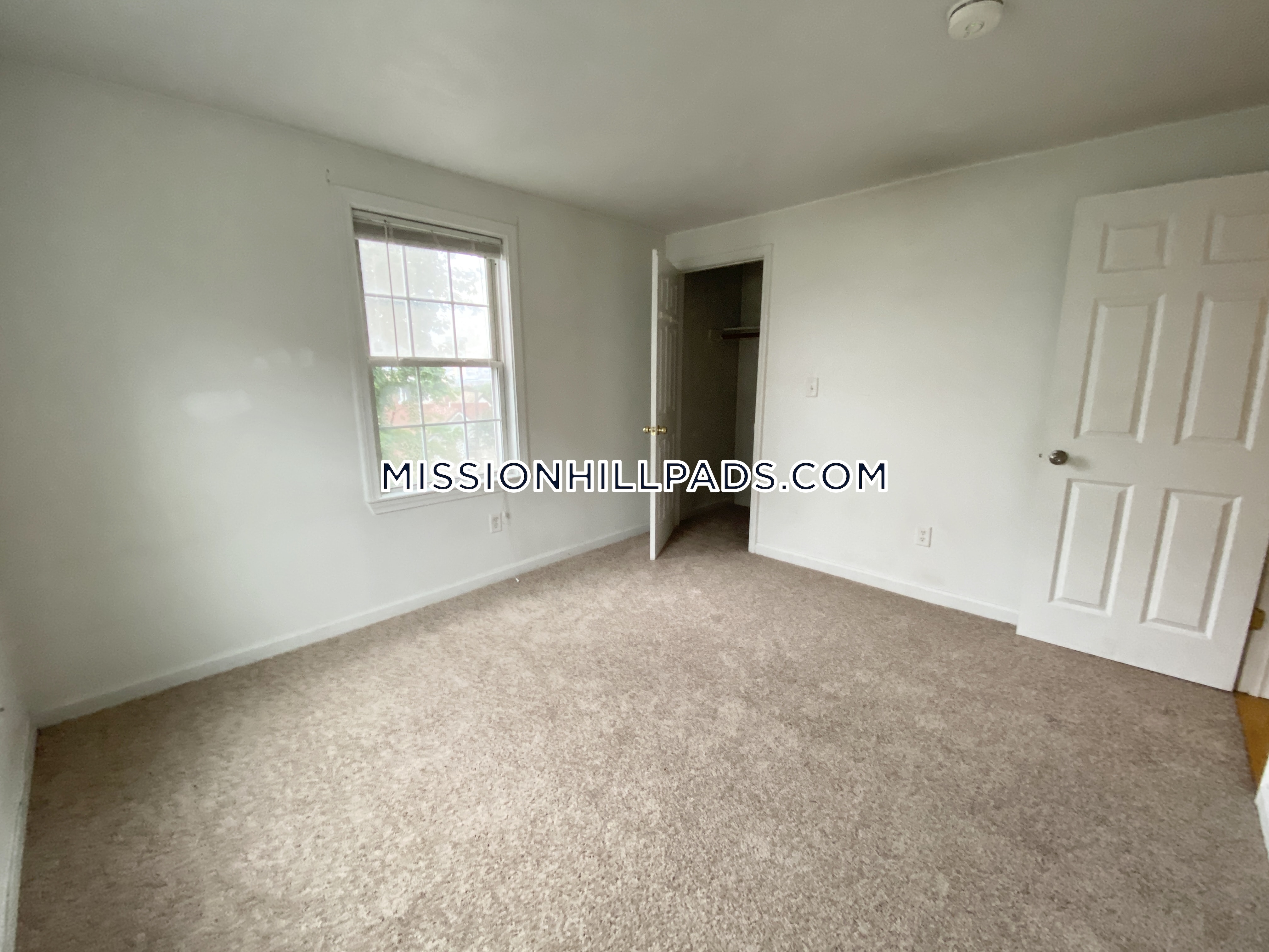 174 Calumet St, Mission Hill