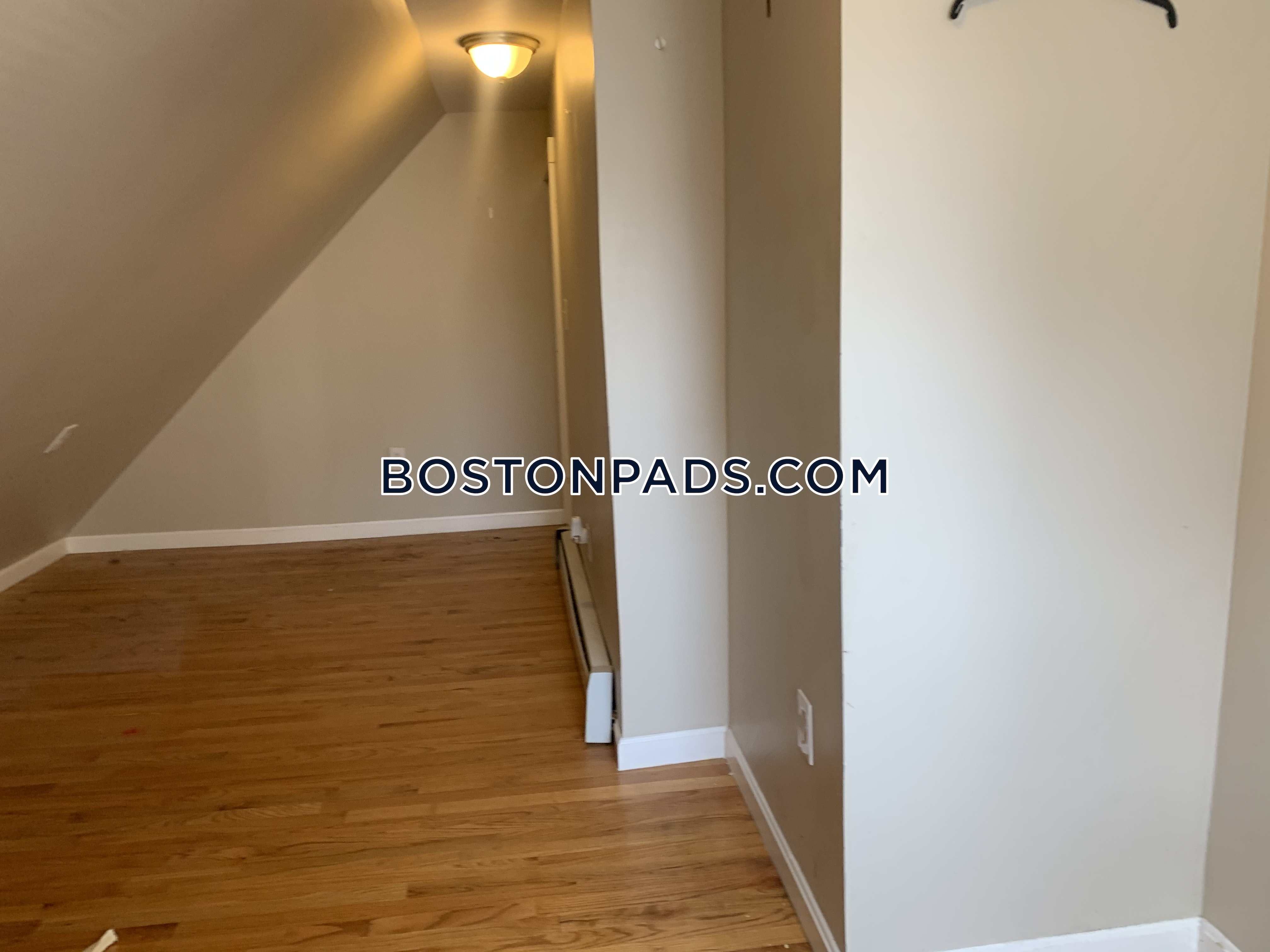 515 Medford St, Winter Hill