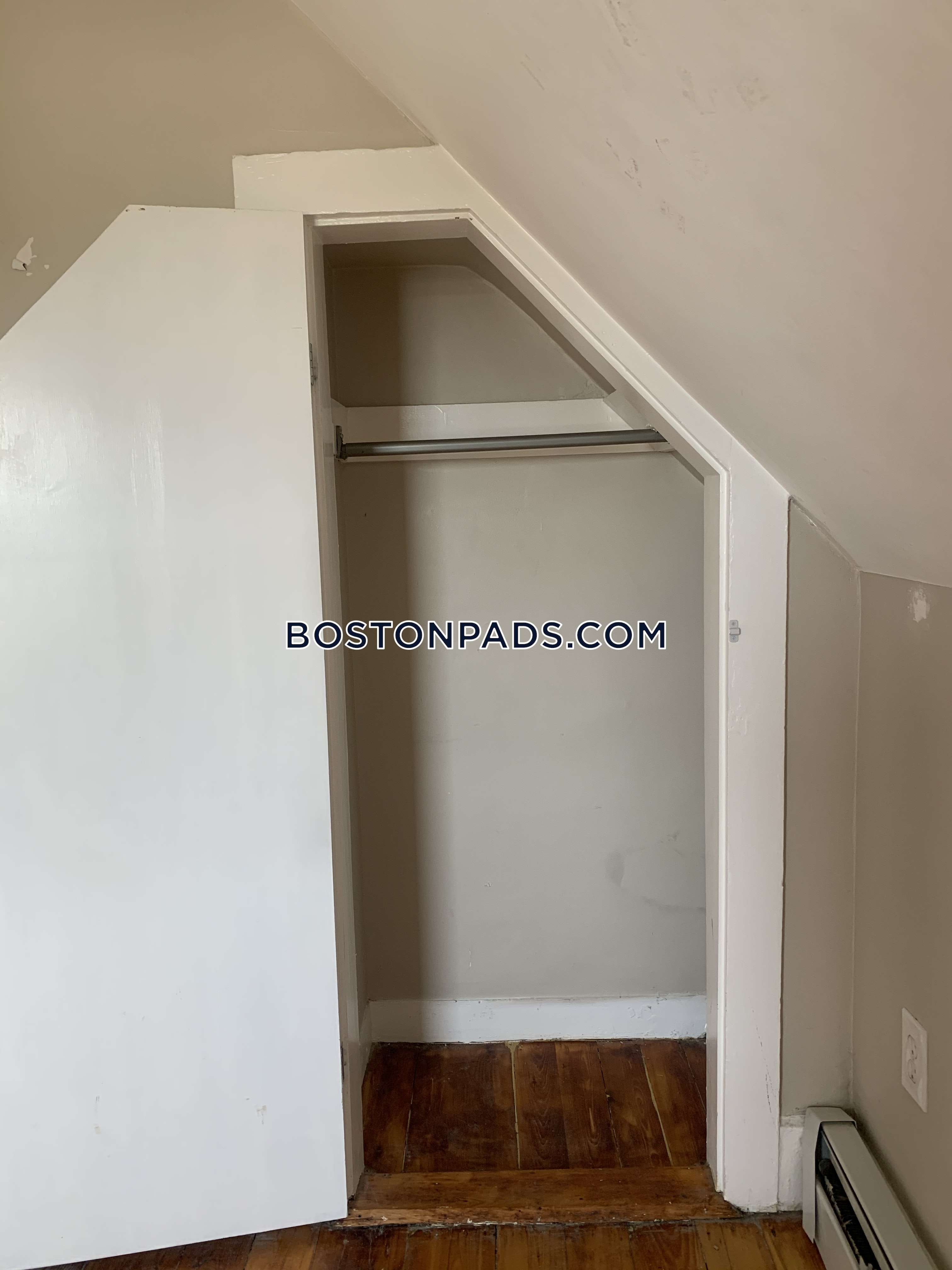 515 Medford St, Winter Hill