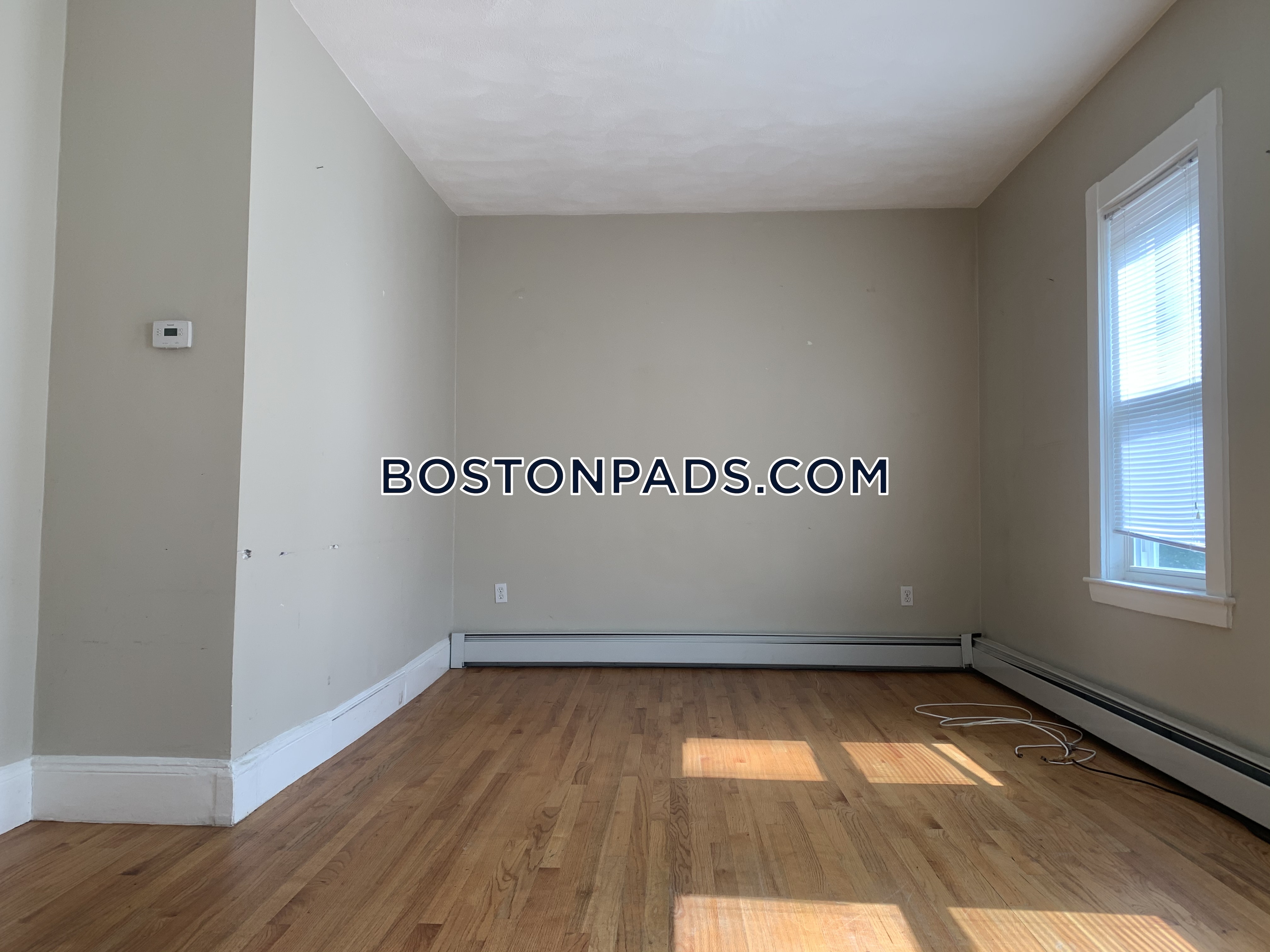 515 Medford St, Winter Hill