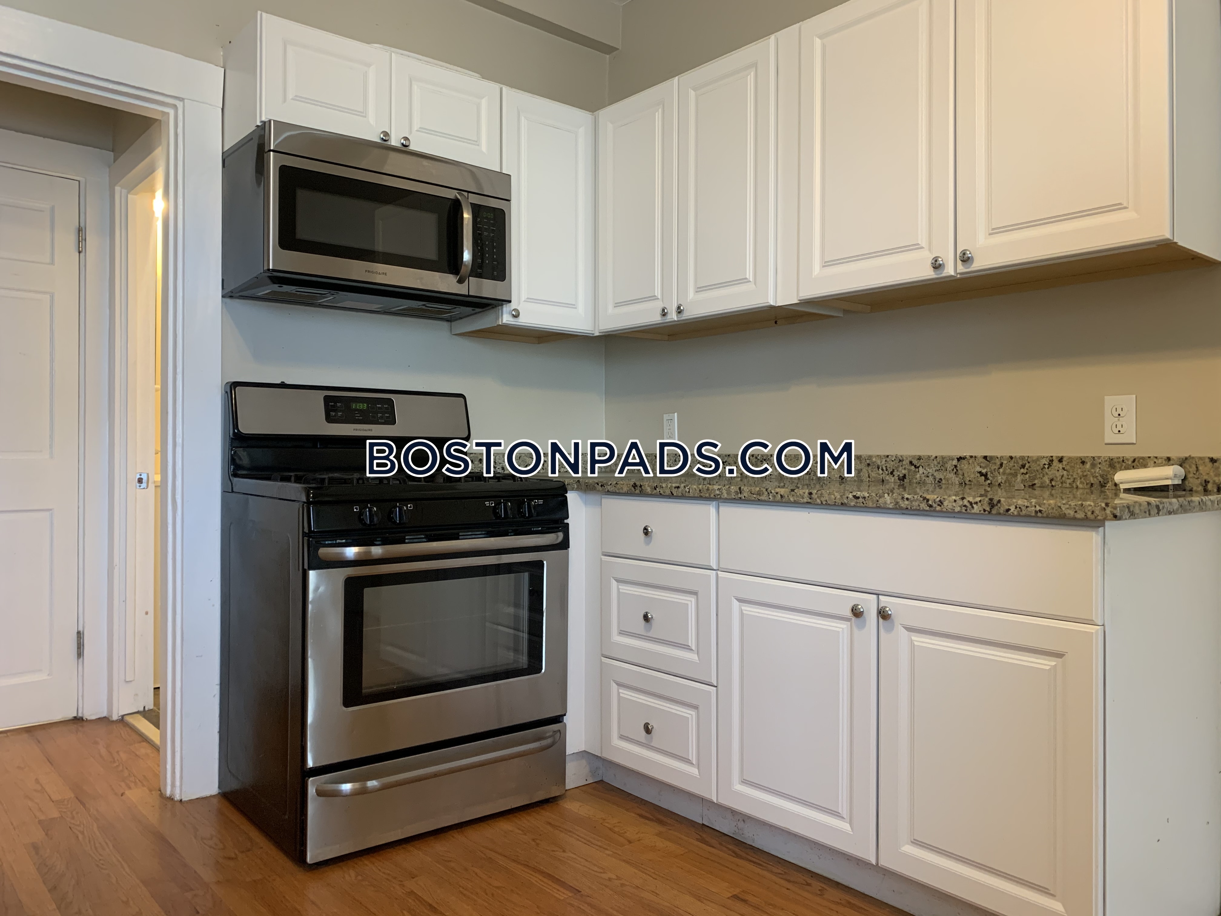 515 Medford St, Winter Hill