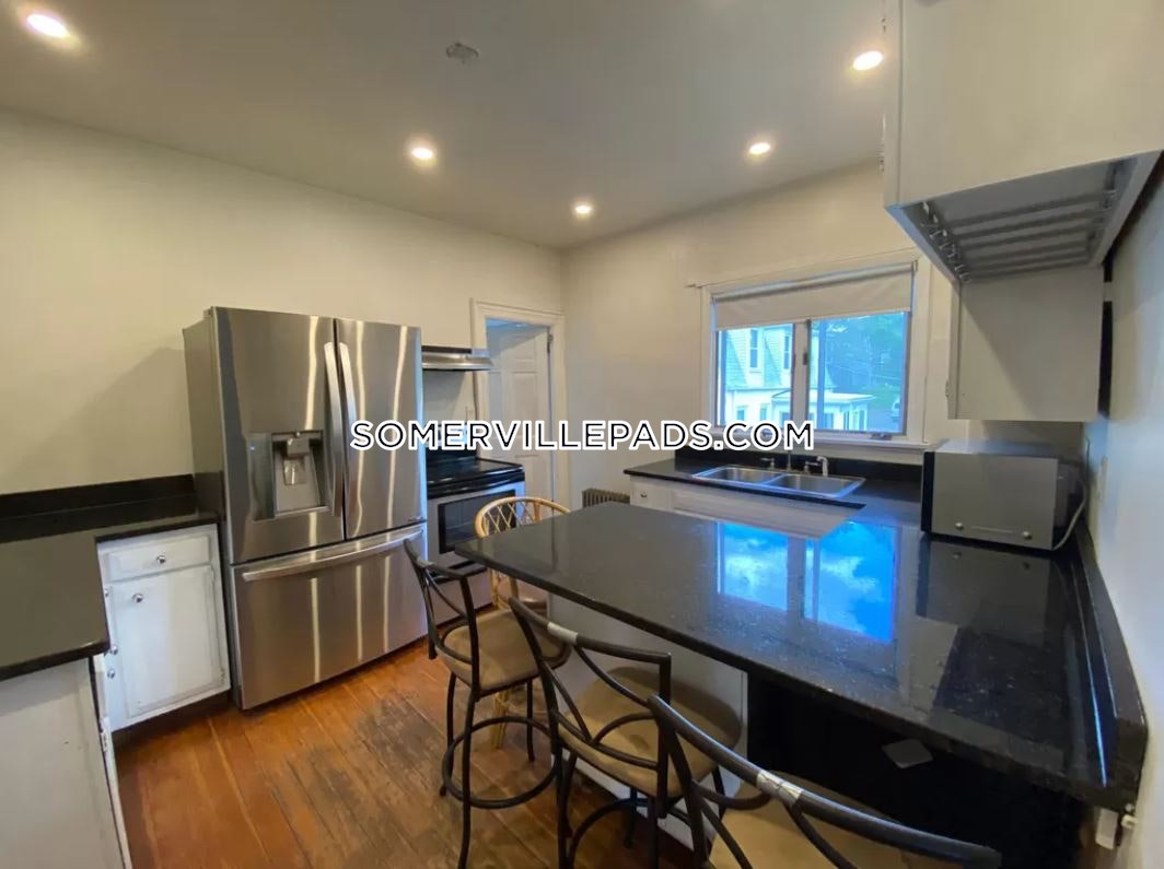 76 Curtis St, Davis Square