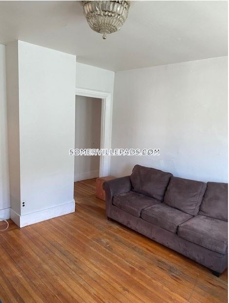 76 Curtis St, Davis Square