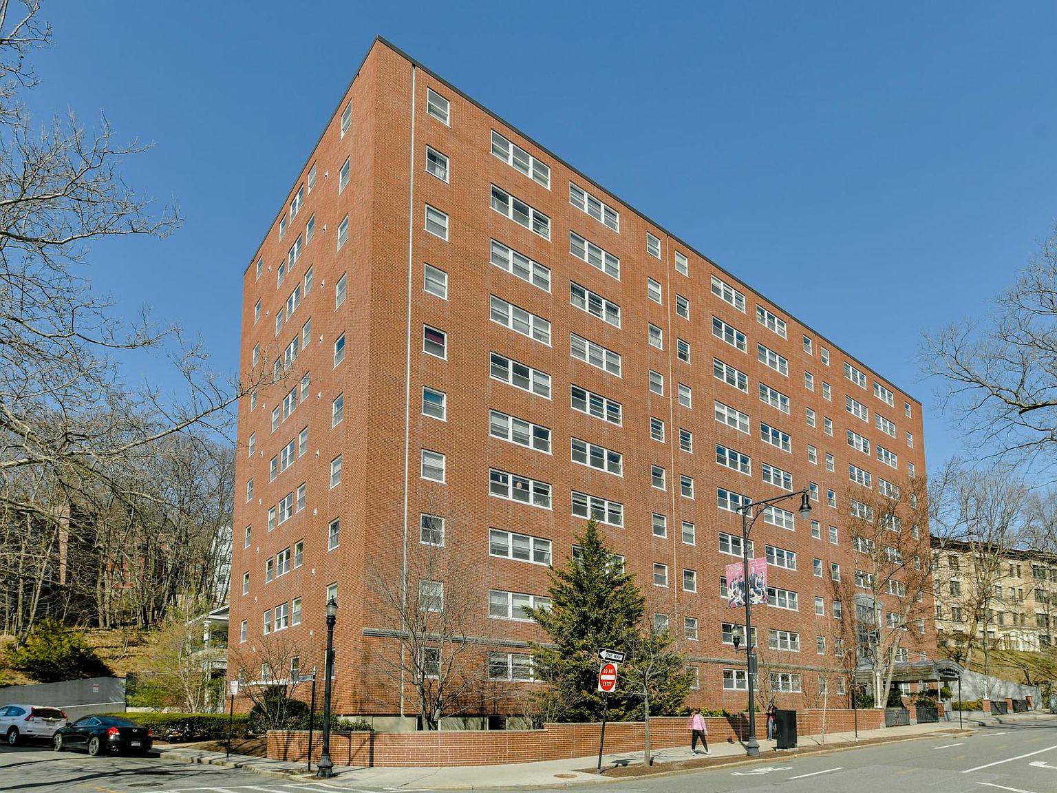 1600 Beacon St, Corey Hill