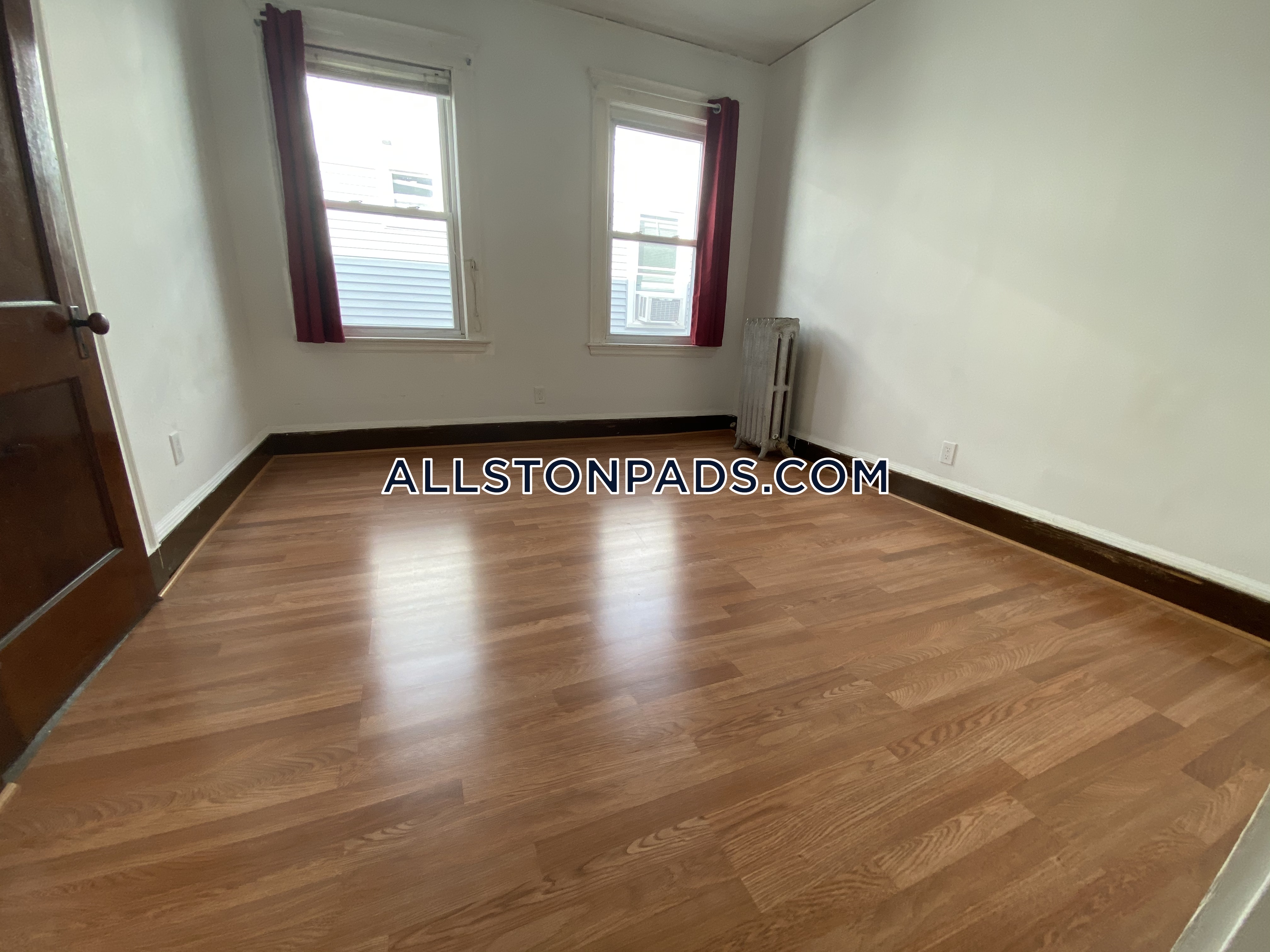 11 Chester St, Allston