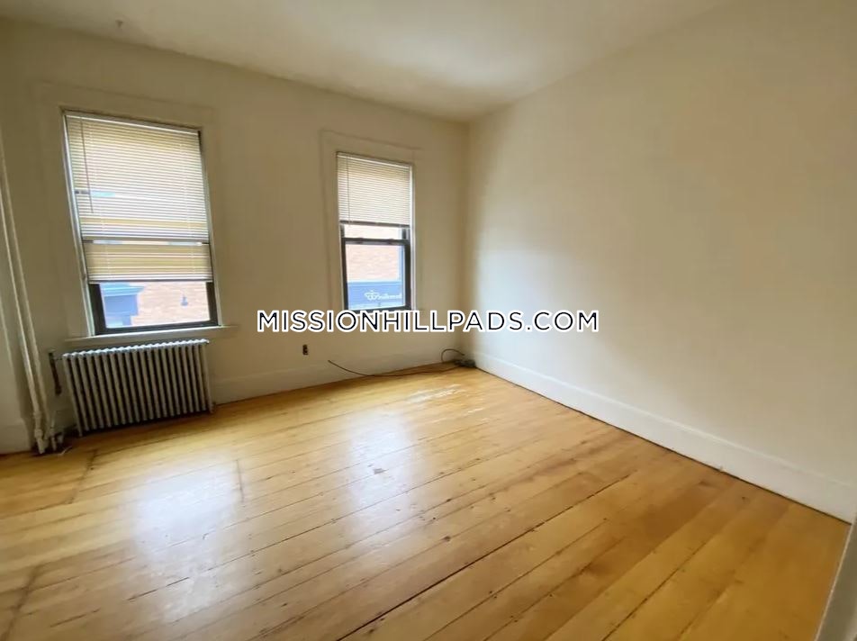 1500 Tremont St, Mission Hill