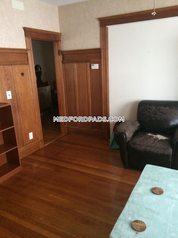 57 Quincy St, Tufts University