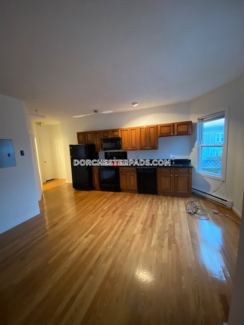 1084 Dorchester Ave, Dorchester