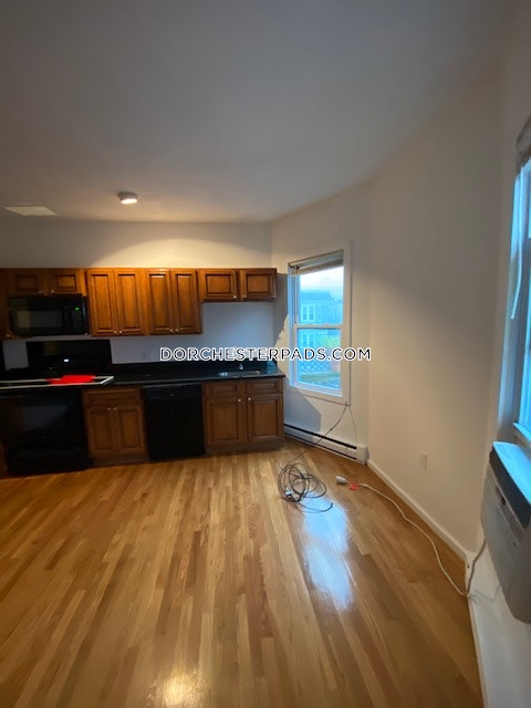 1084 Dorchester Ave, Dorchester