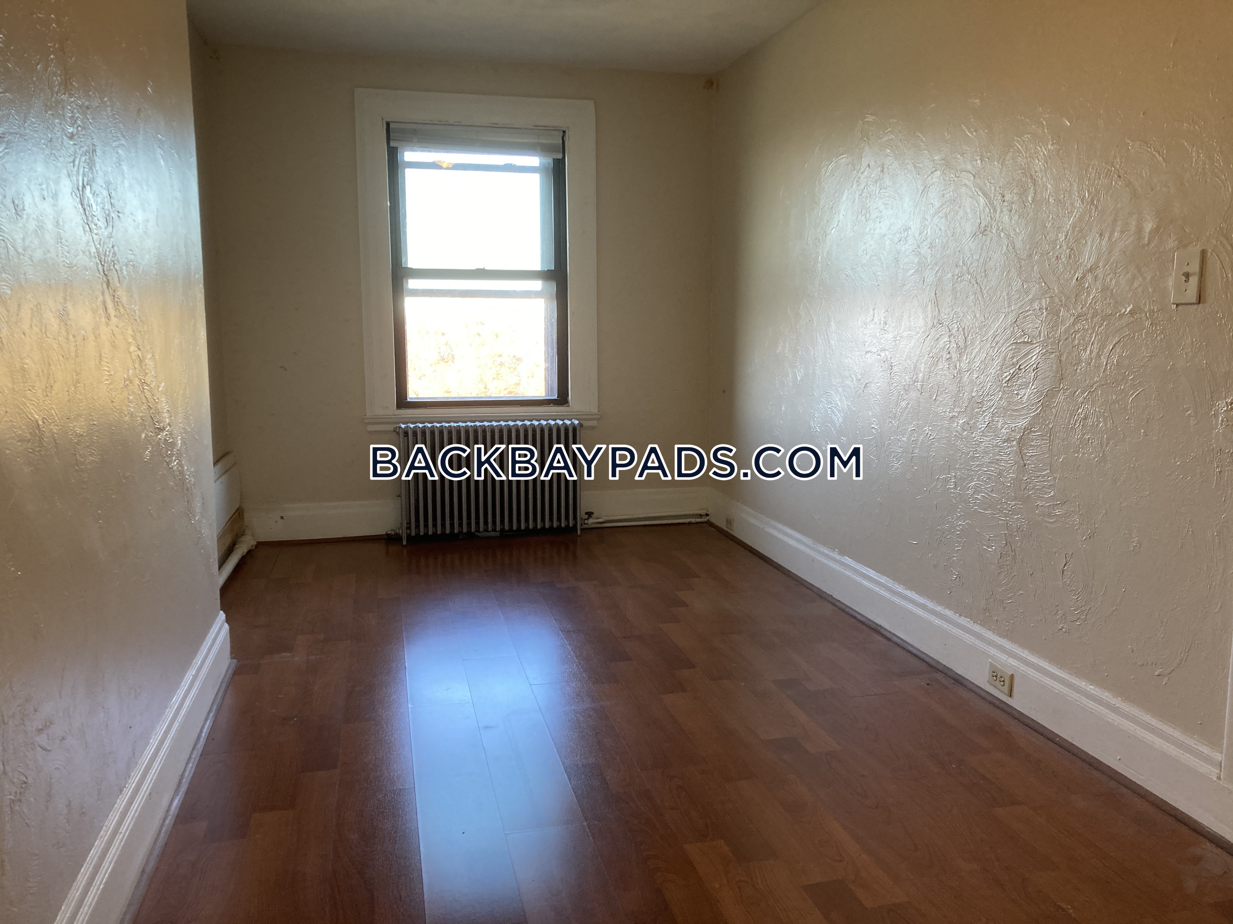 454 Beacon St, Back Bay