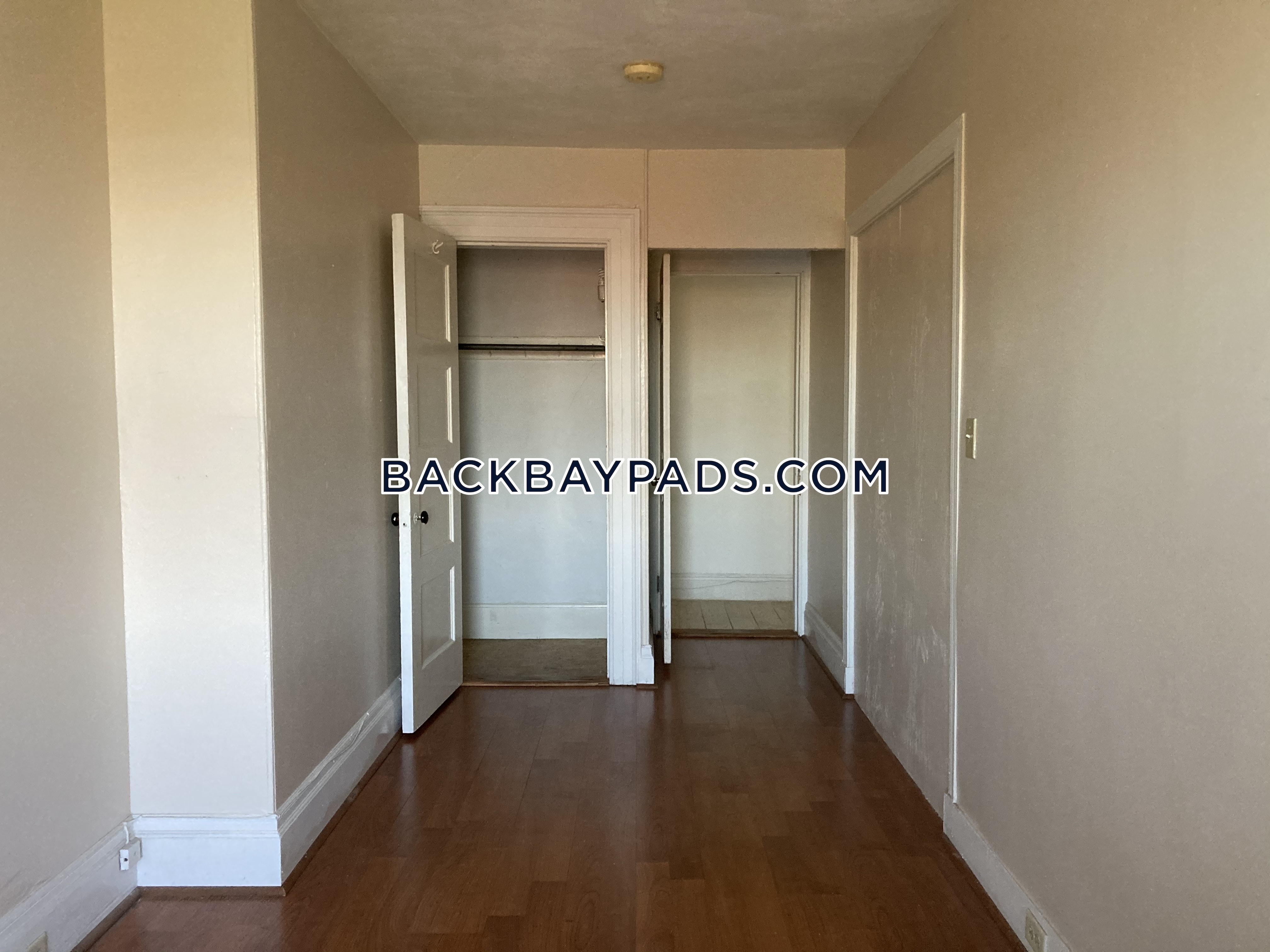 454 Beacon St, Back Bay