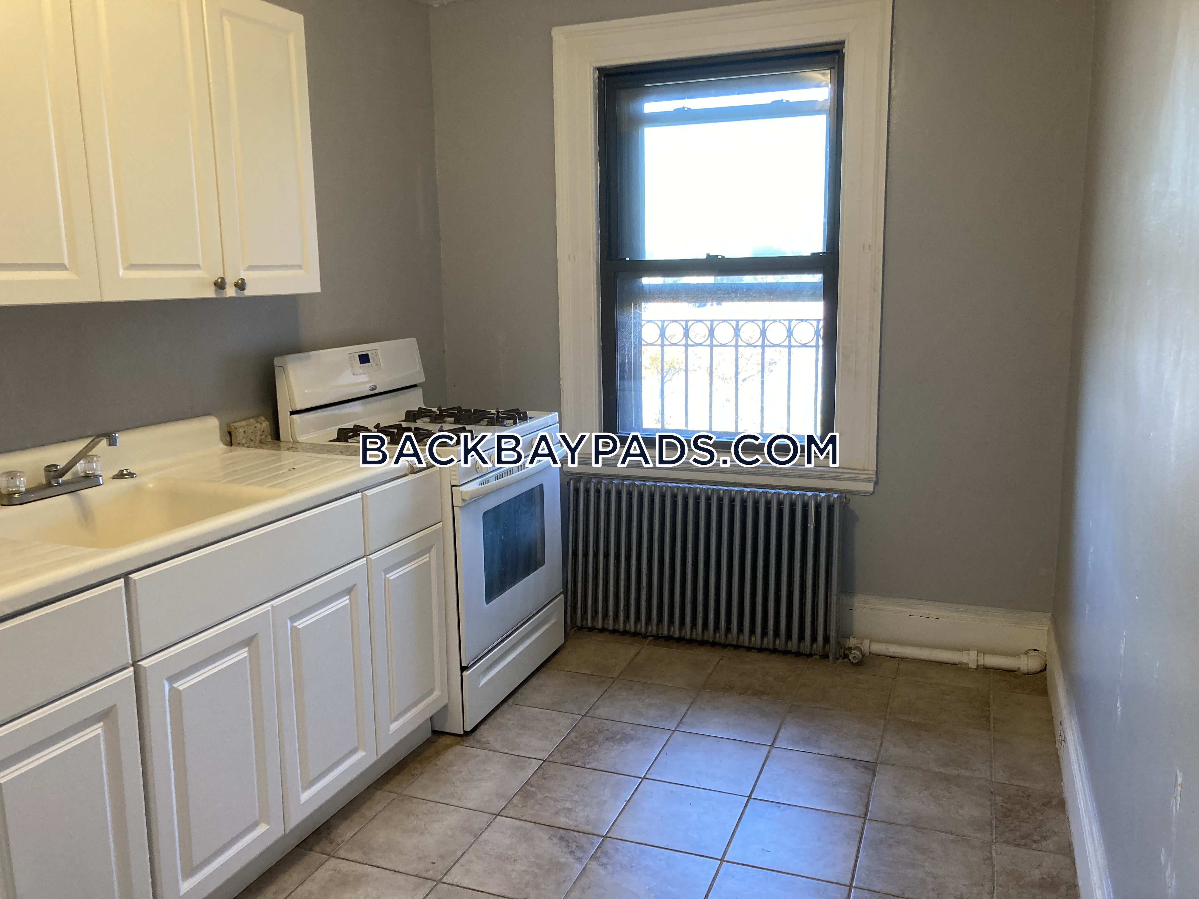 454 Beacon St, Back Bay