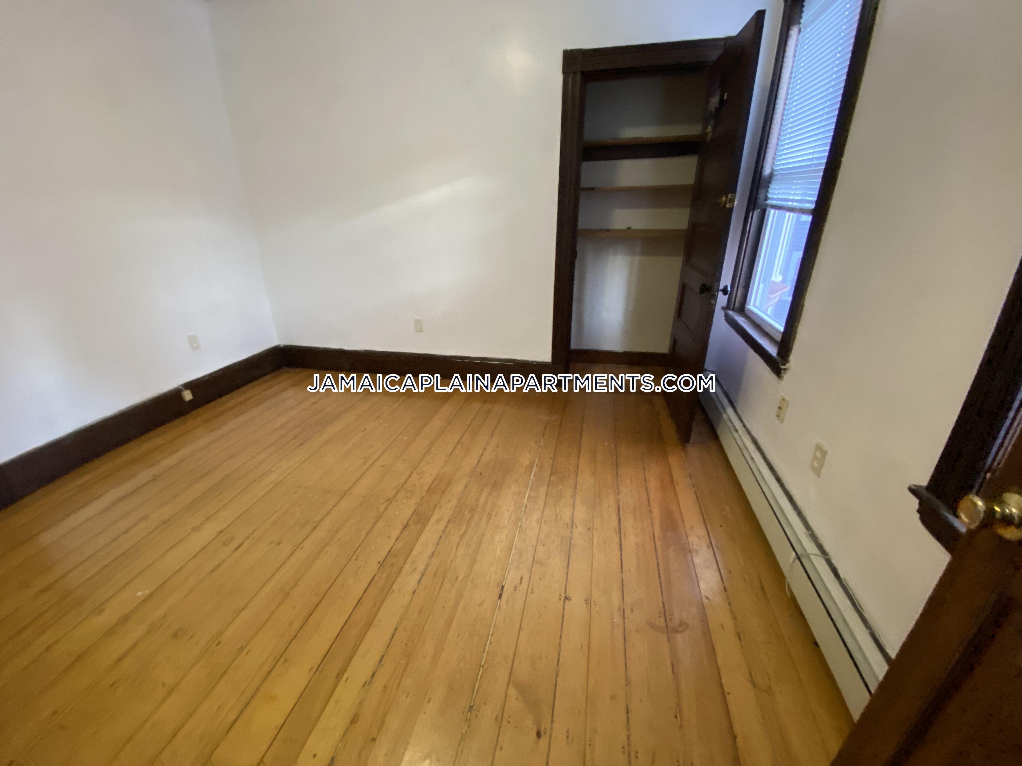 47 Creighton, Jamaica Plain