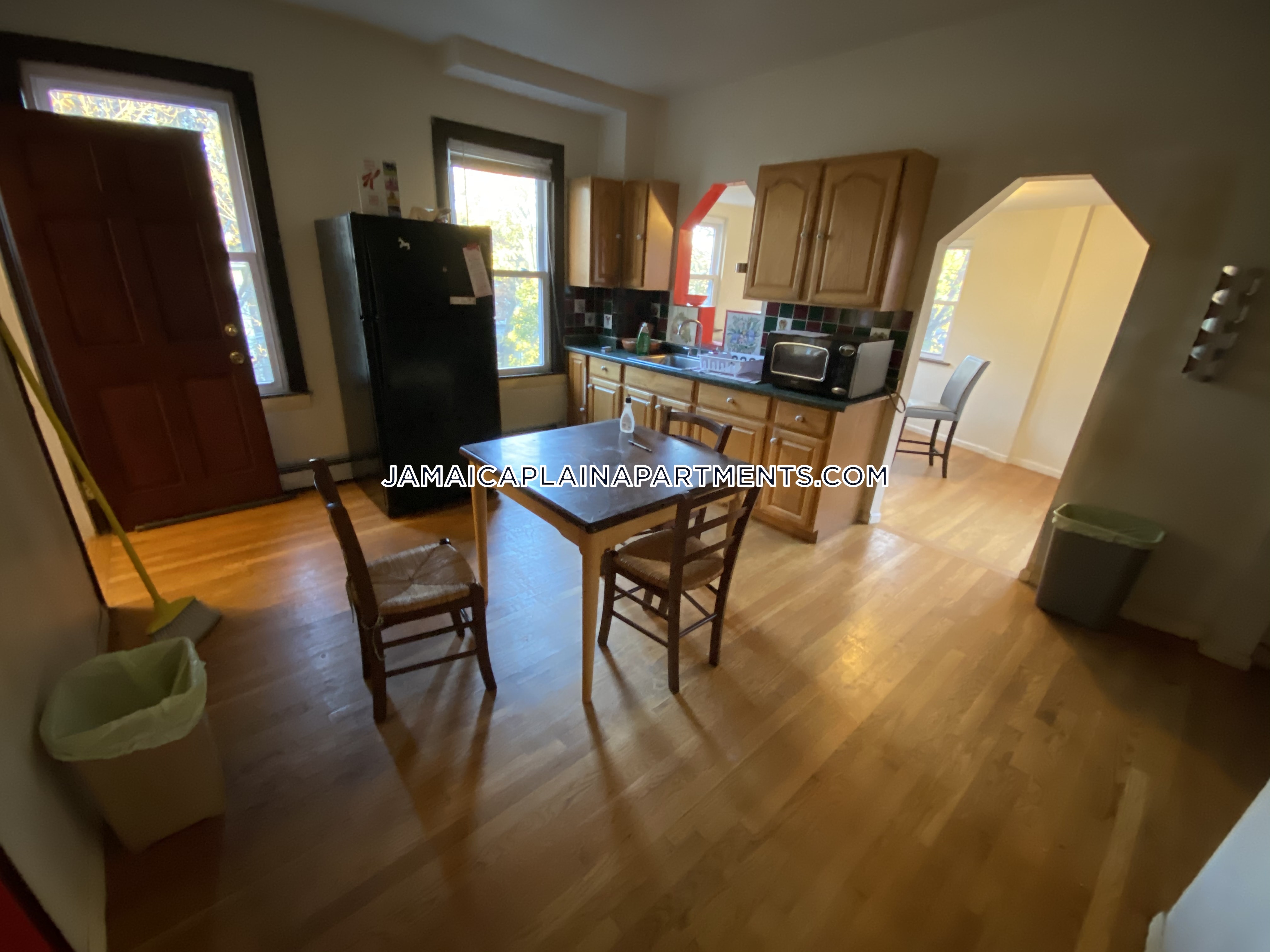 47 Creighton, Jamaica Plain