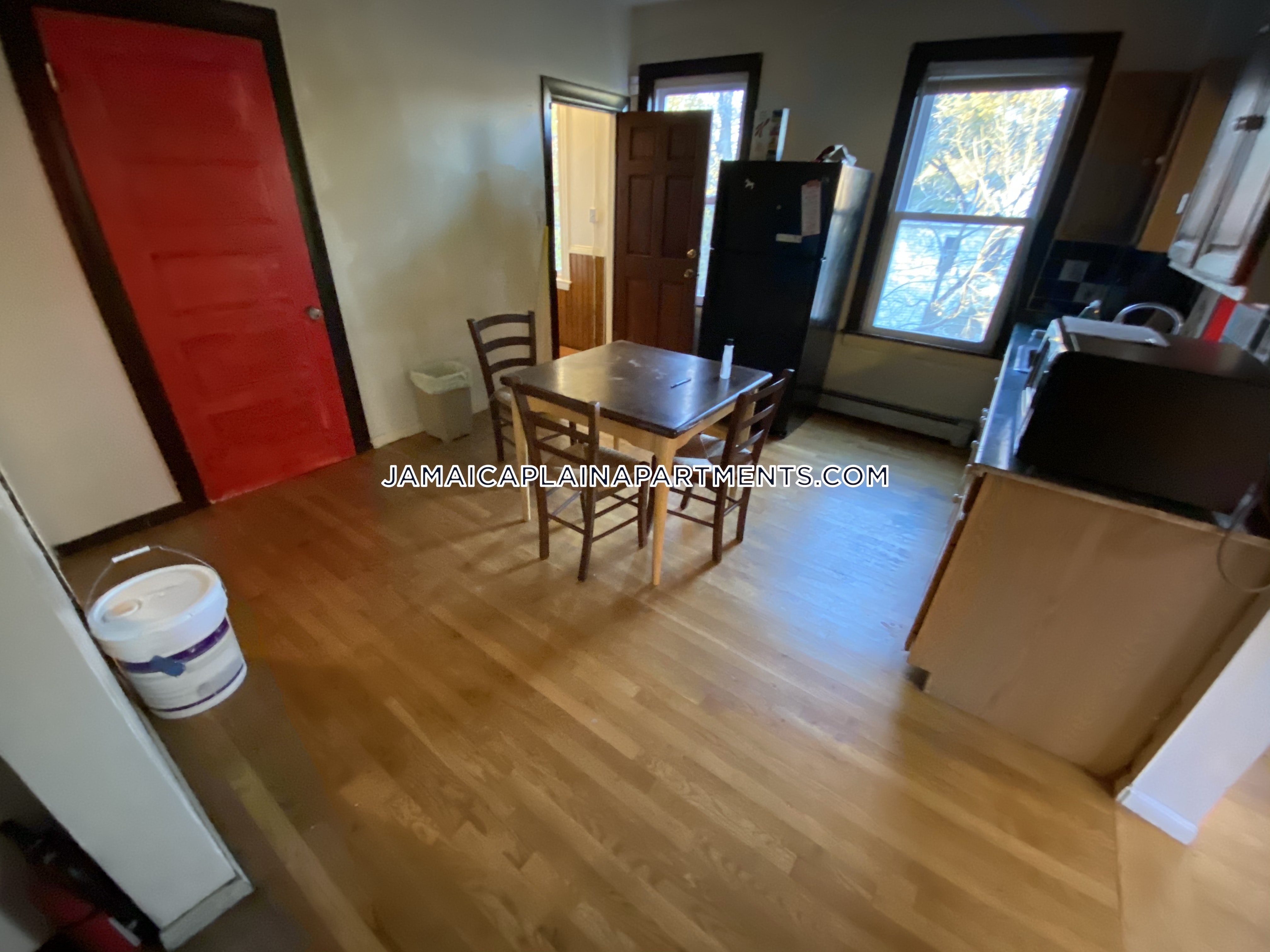 47 Creighton, Jamaica Plain