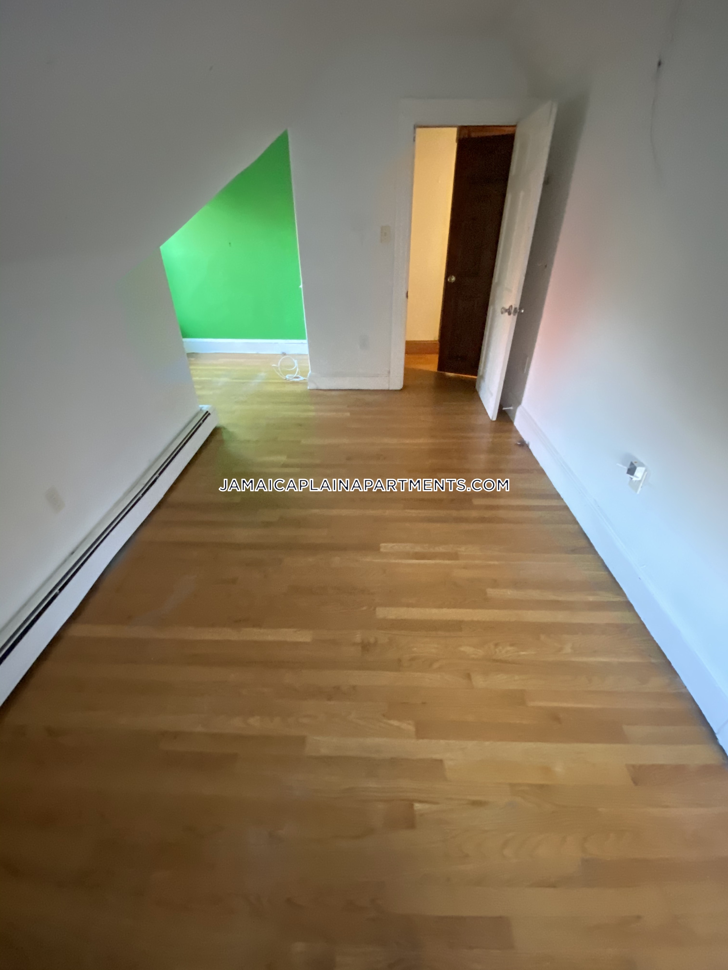 47 Creighton, Jamaica Plain