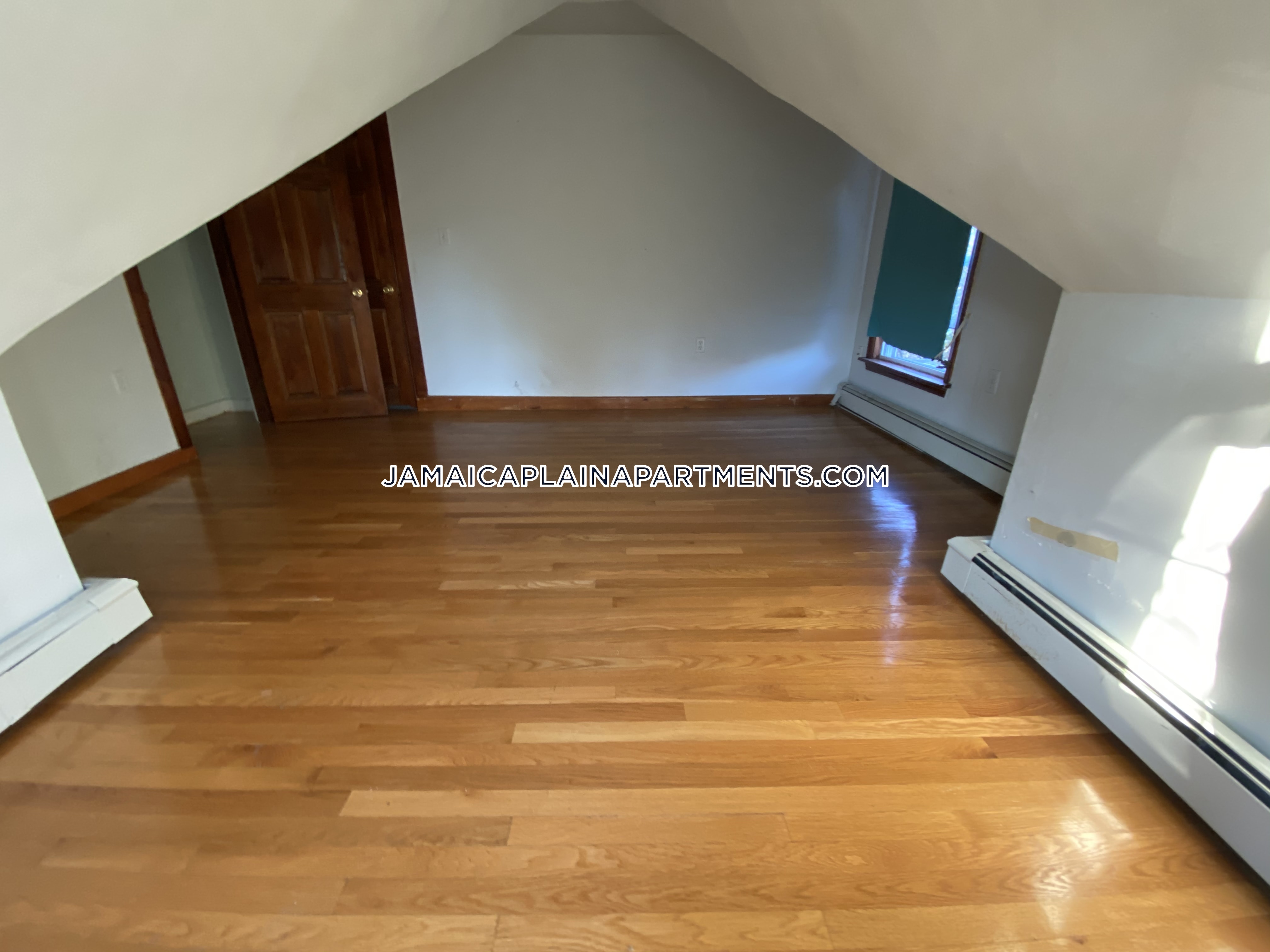 47 Creighton, Jamaica Plain